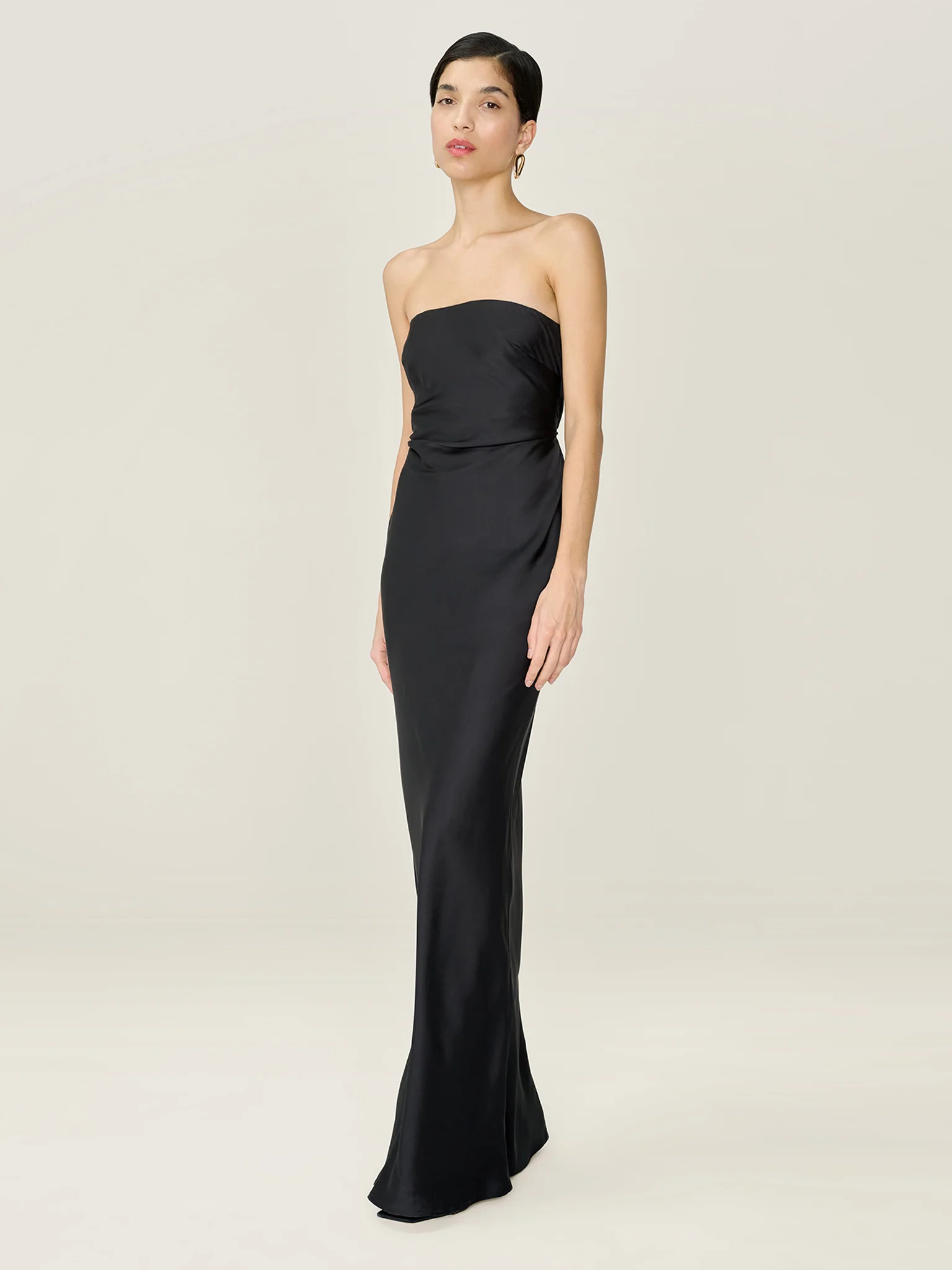 Amdra Dress in Black - Image 2