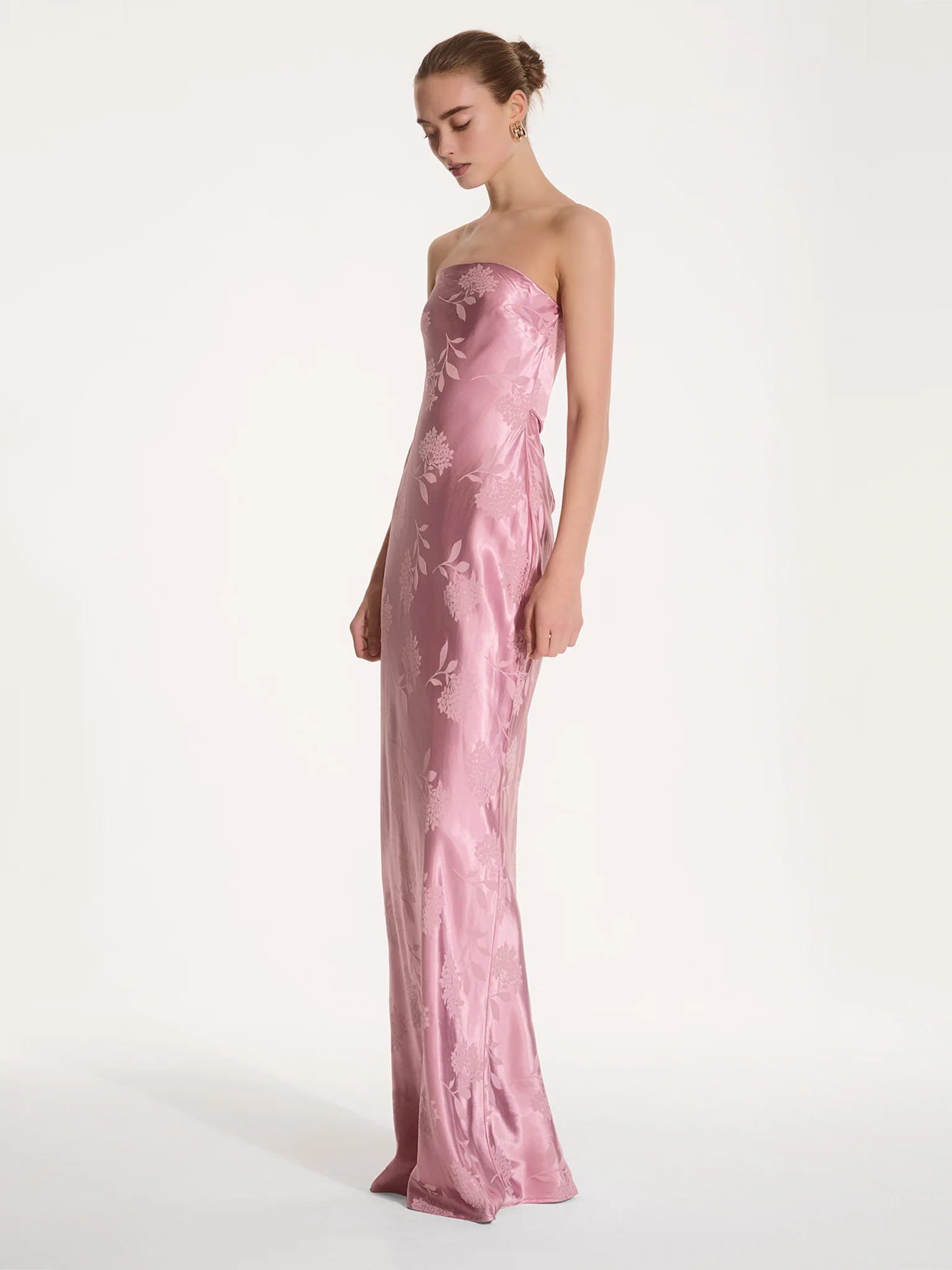 Amdra Maxi Dress in Vintage Pink - Image 3
