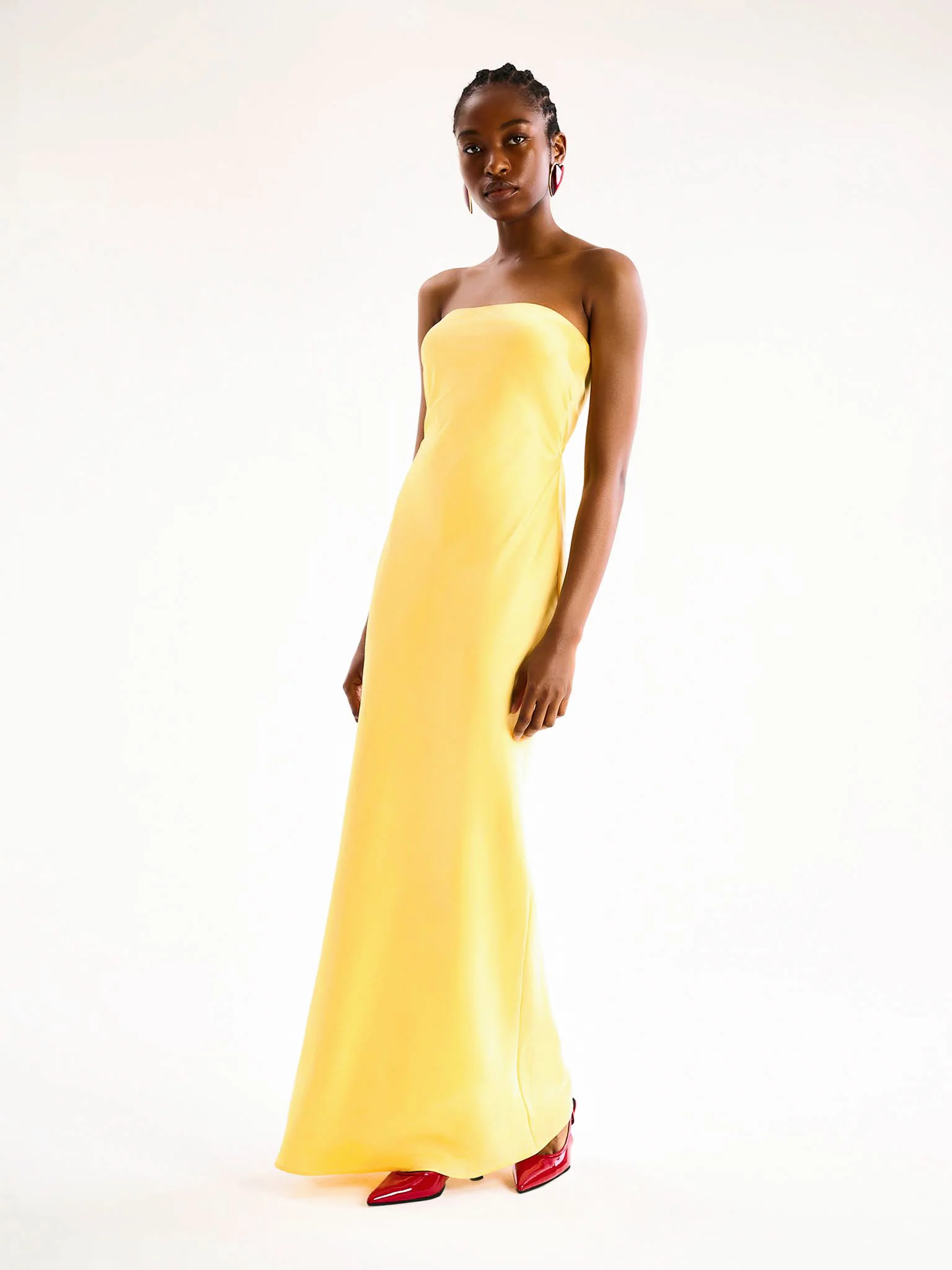 Amdra Strapless Dress in Yellow - Image 4