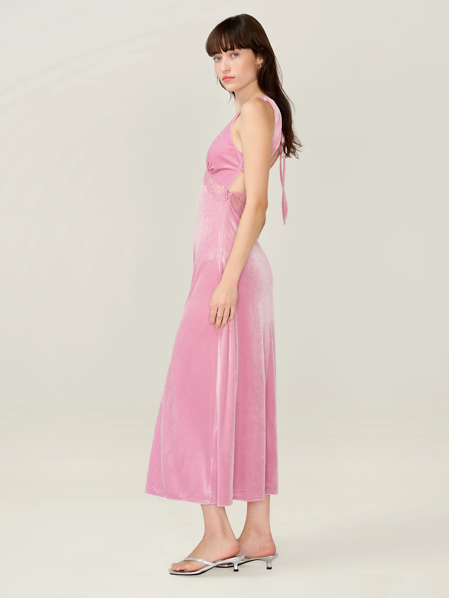 Aurelia Velvet Dress in Vintage Pink - Image 3