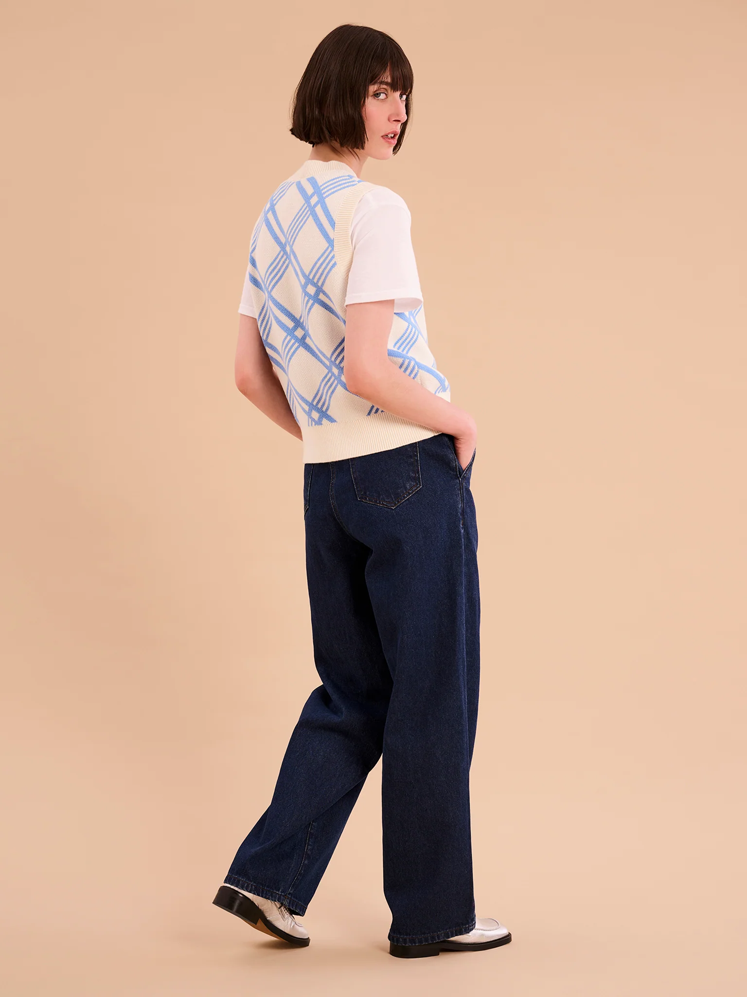 Bobbi Large Check Vest - Image 2