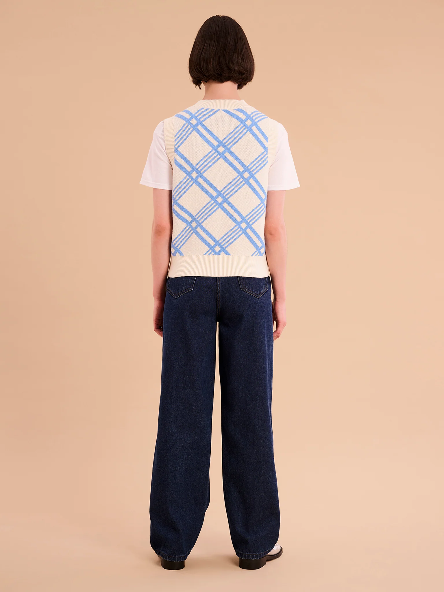 Bobbi Large Check Vest - Image 3