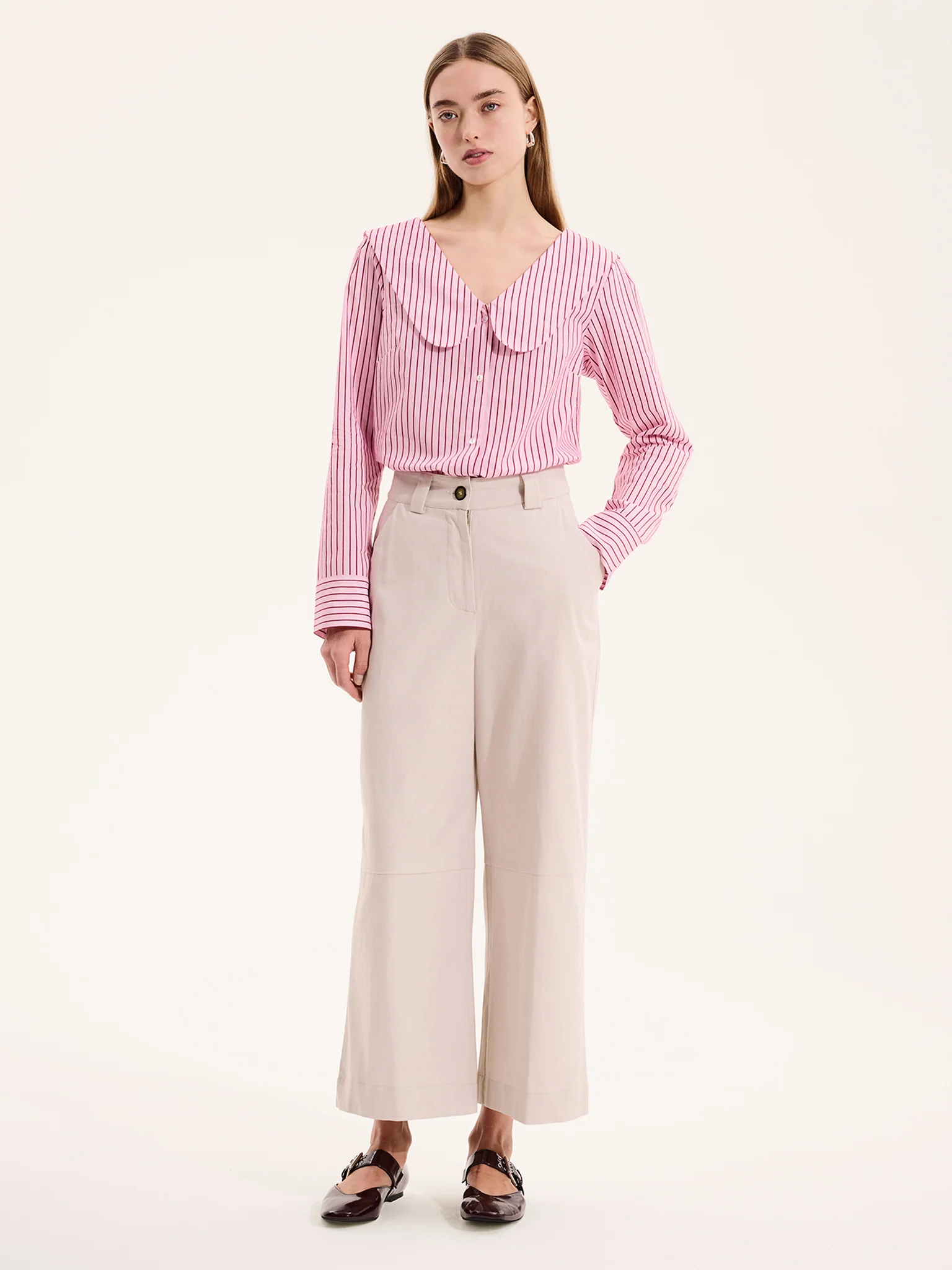 Caitlin Oversized Collar Blouse in Pink - Image 4