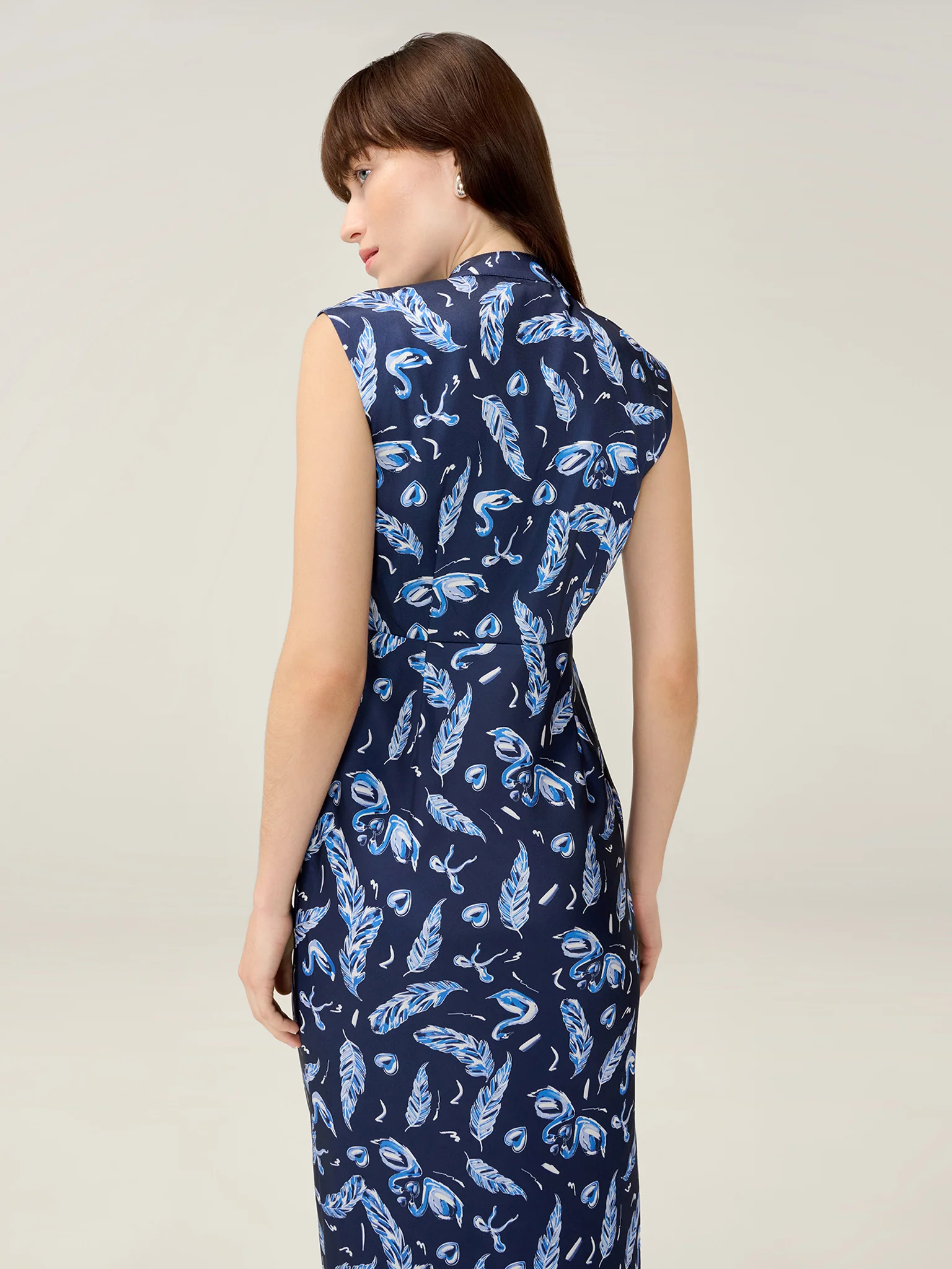 Candice Dress in Navy - Image 5