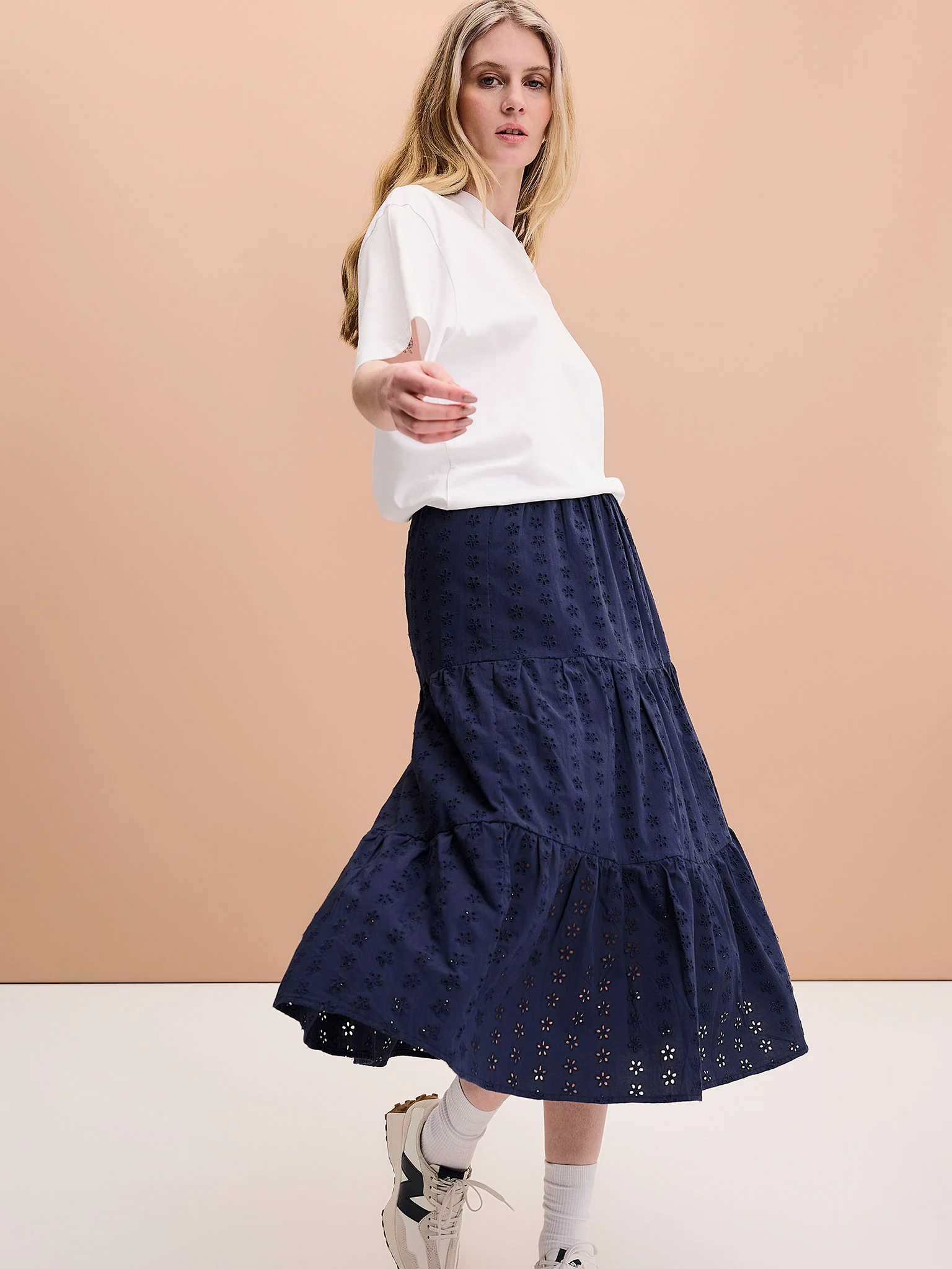 Carmellite Tiered Skirt in Navy - Image 4