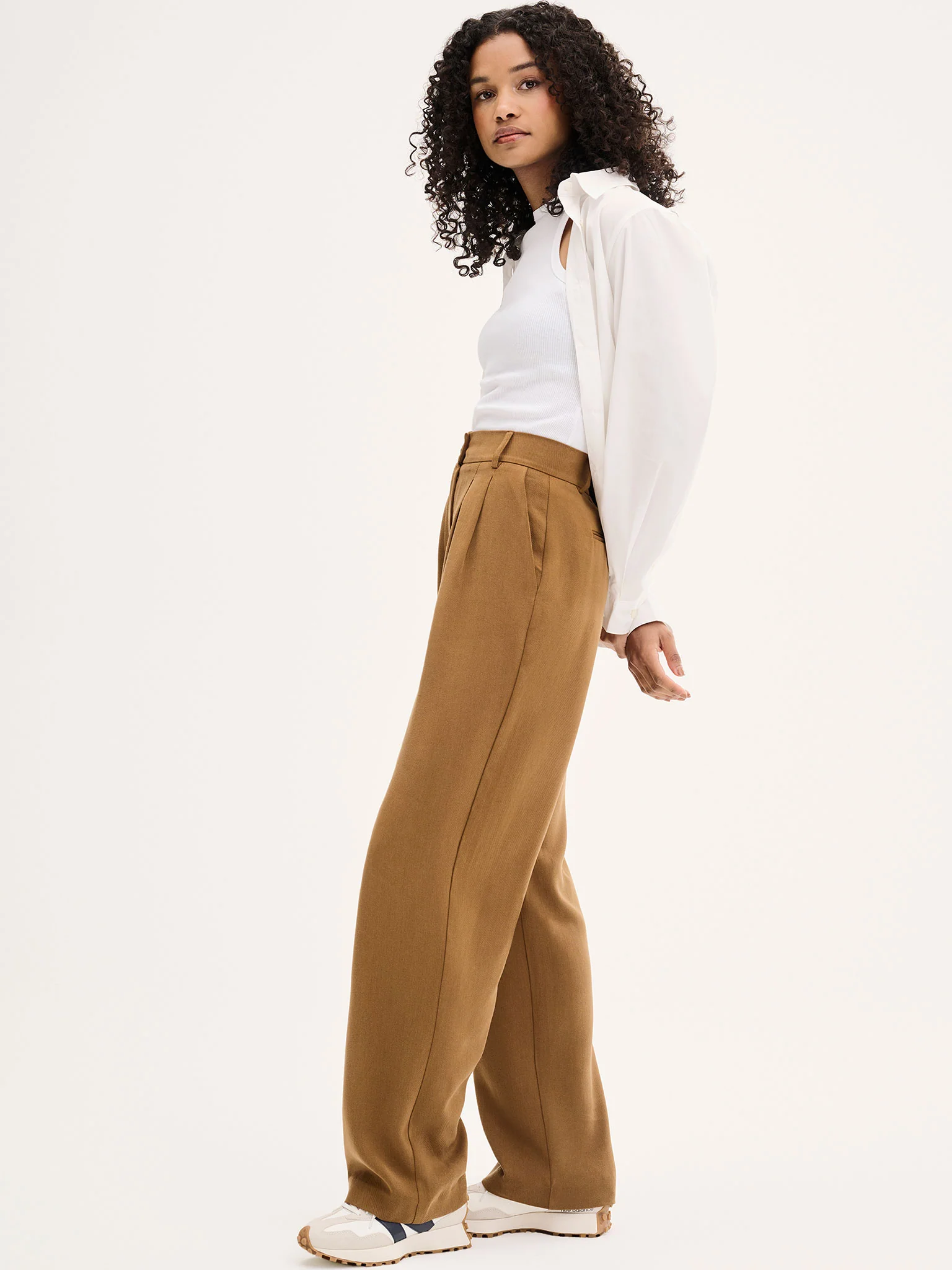 Cinnamon Straight Leg Trousers in Tobacco - Image 2