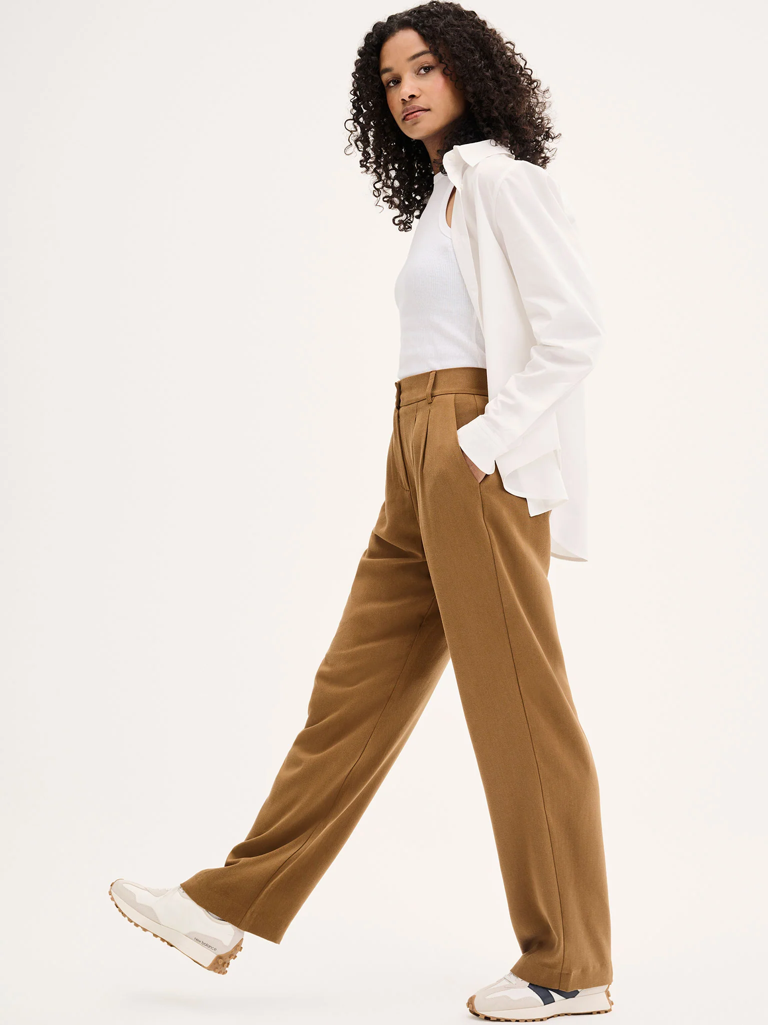 Cinnamon Straight Leg Trousers in Tobacco - Image 4