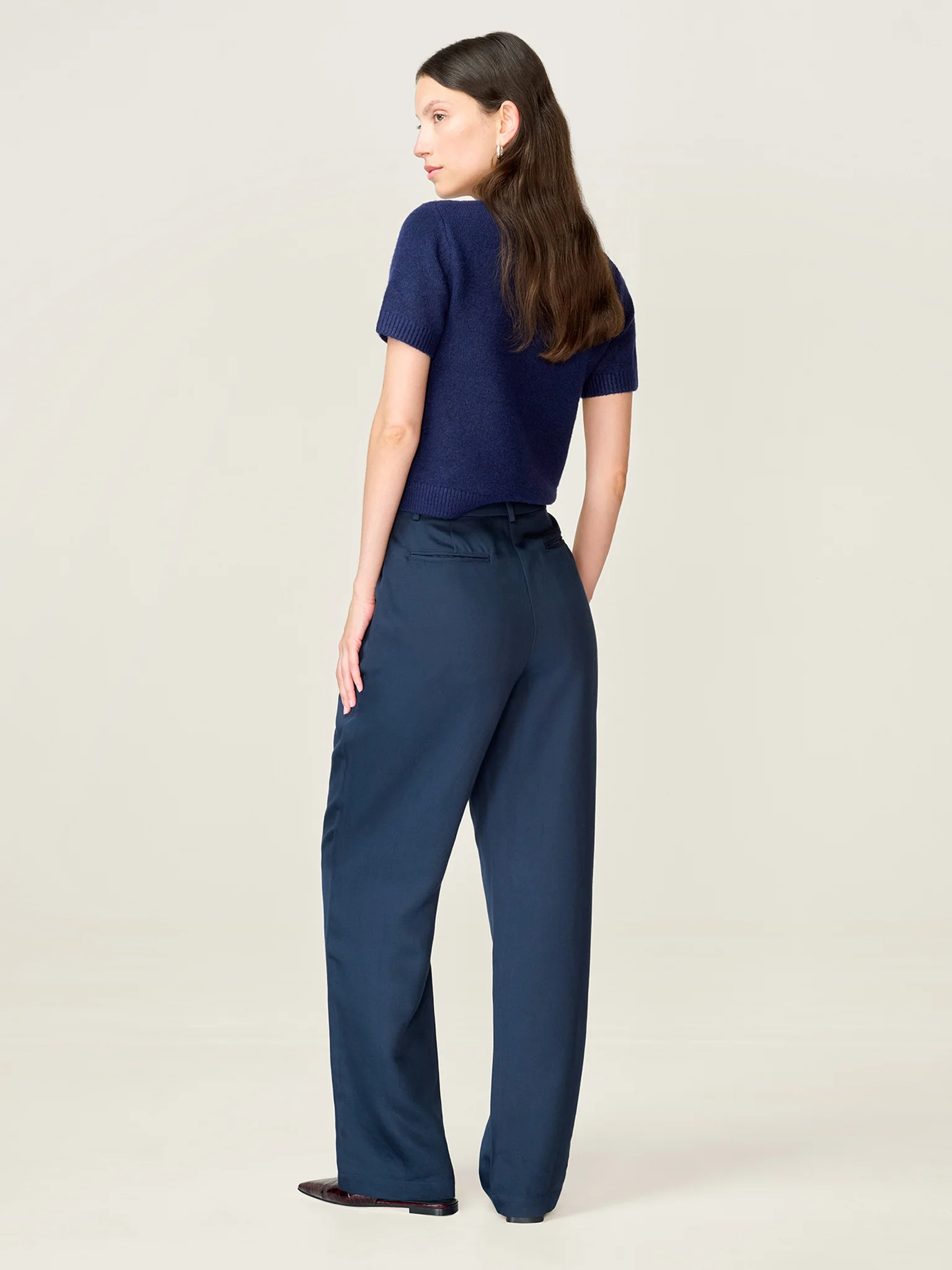 Cinnamon Trouser in Navy - Image 6