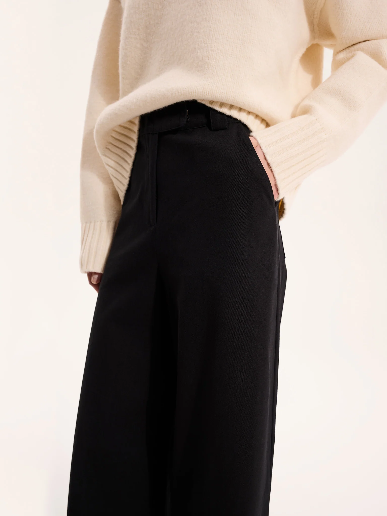 Clarice Trouser in Black - Image 4