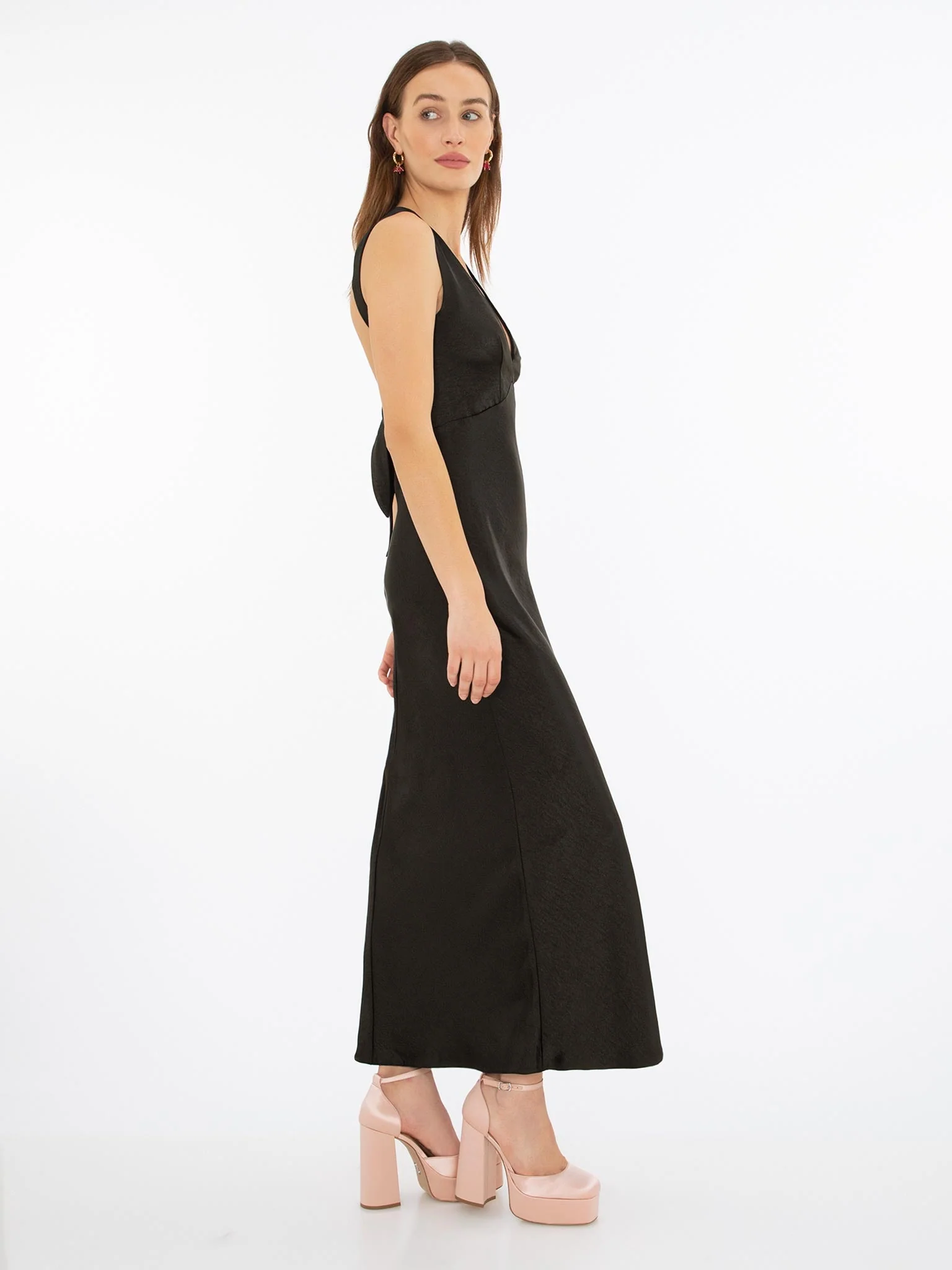 Nova Dress in Black - Image 3