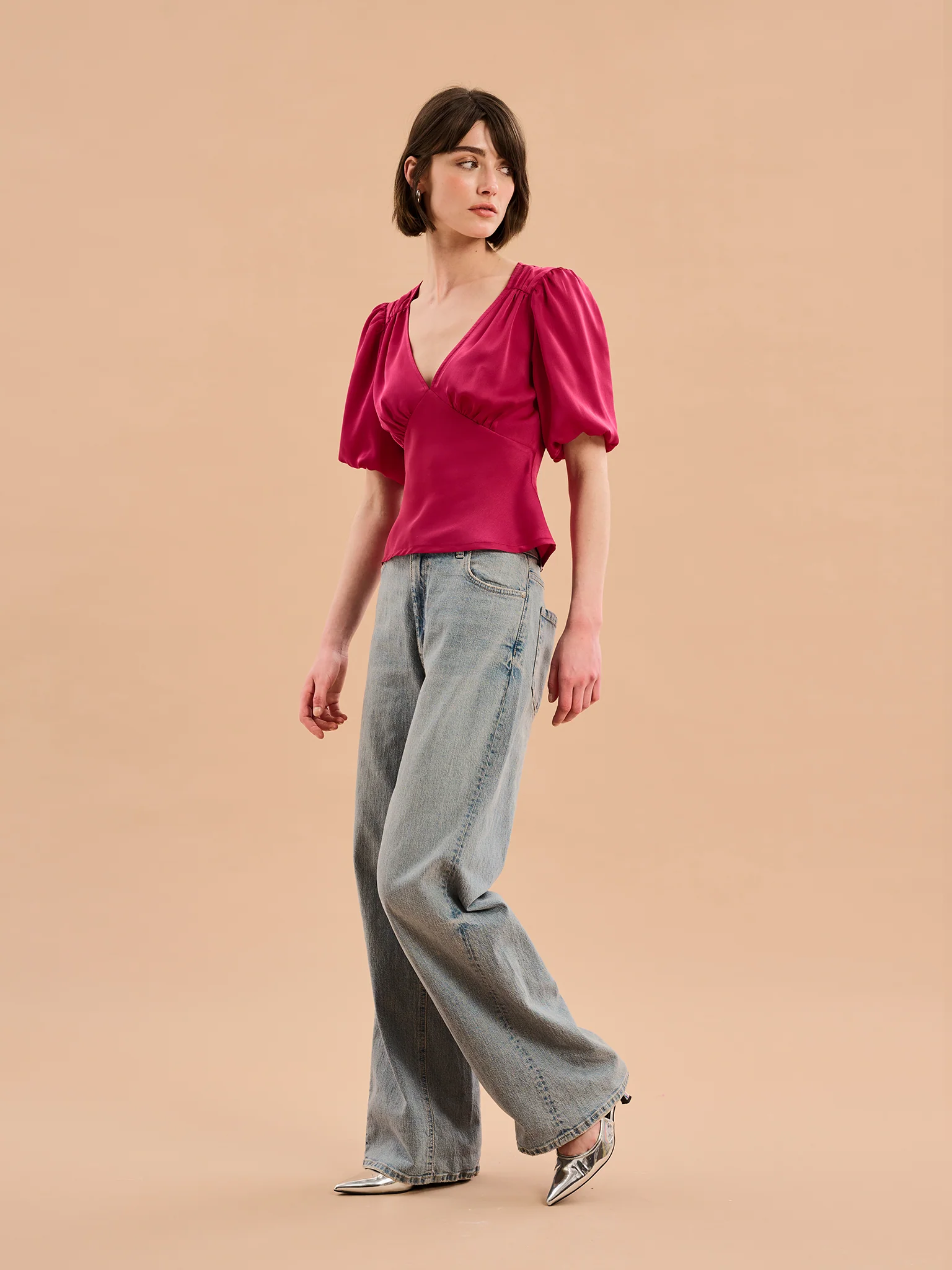 Cressida Puff Sleeve Top in Magenta - Image 3