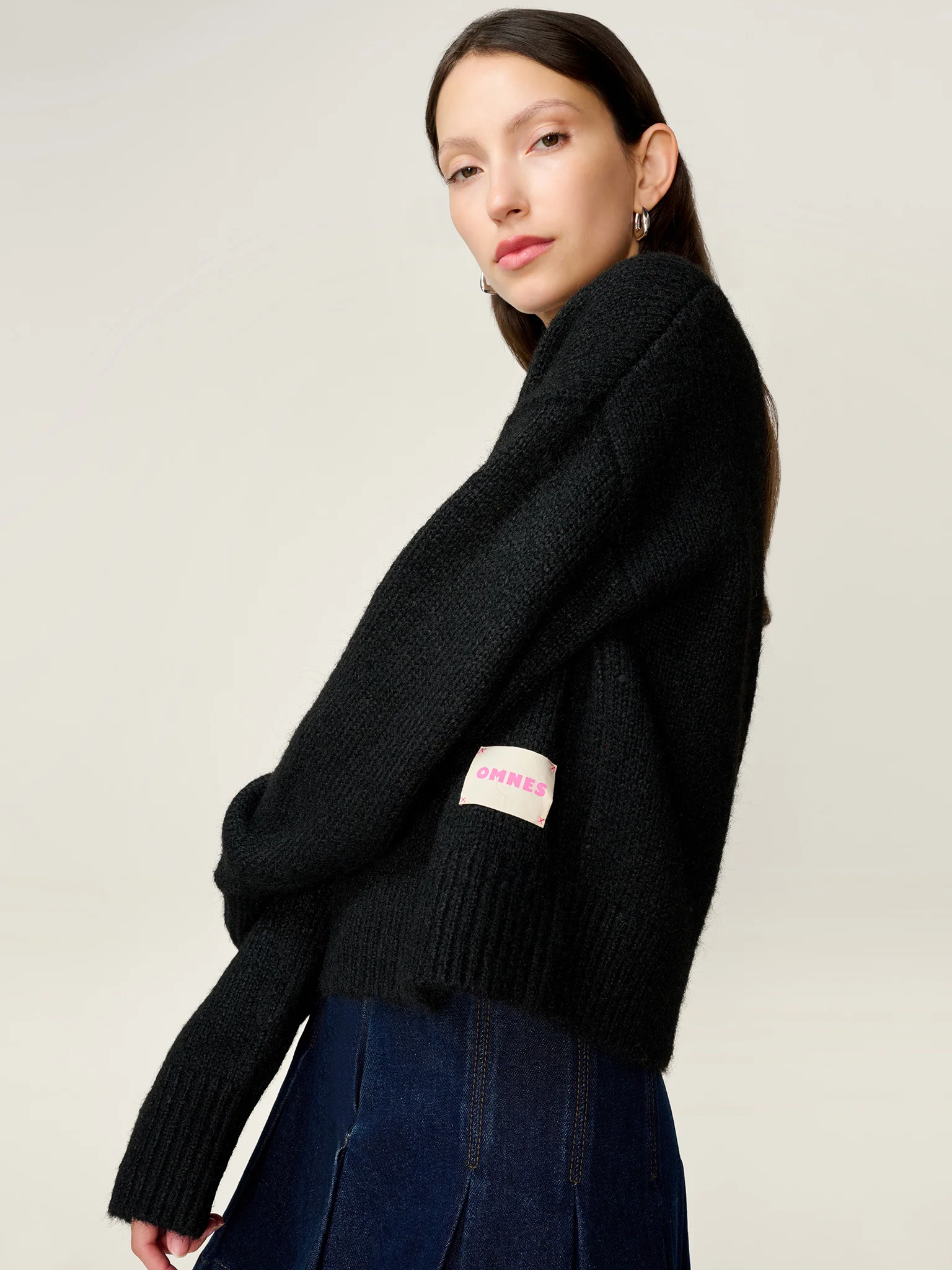 STUDIO OMNES Daria Jumper in Black - Image 4