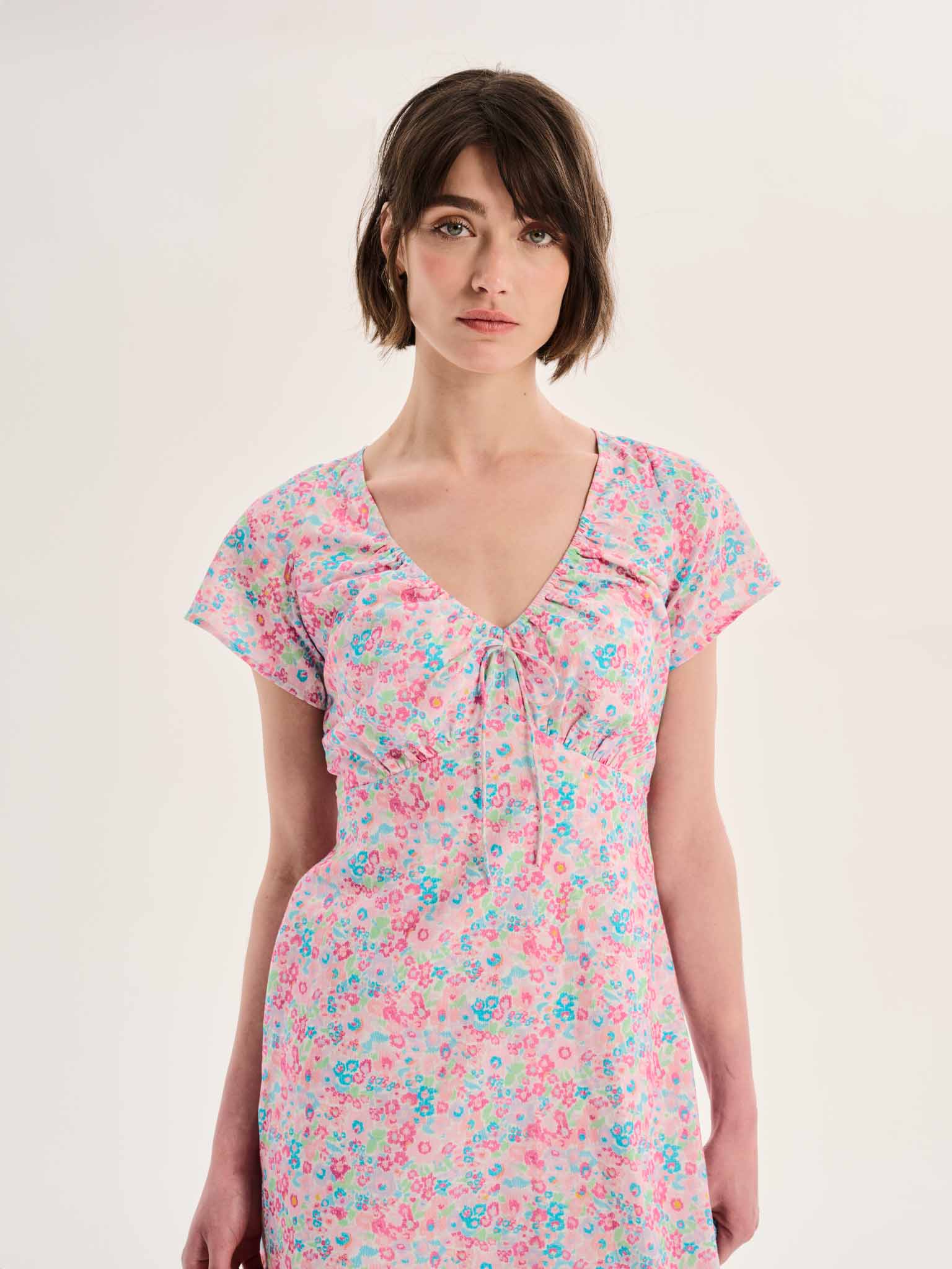 Dotty V Neck Ruched Mini Dress in Floral Print - Image 6