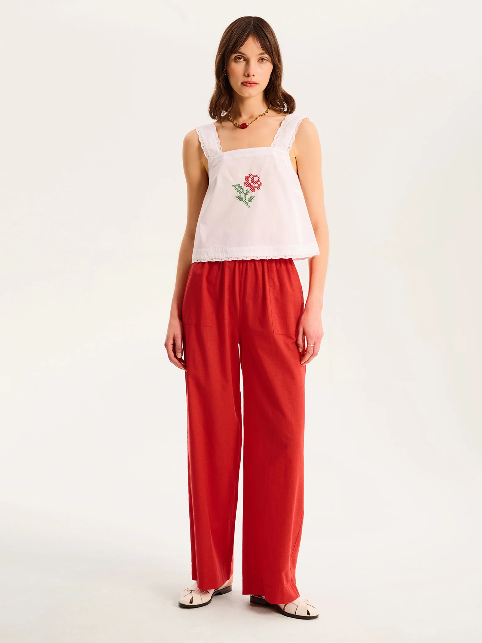 Elinda Top in White - Image 4