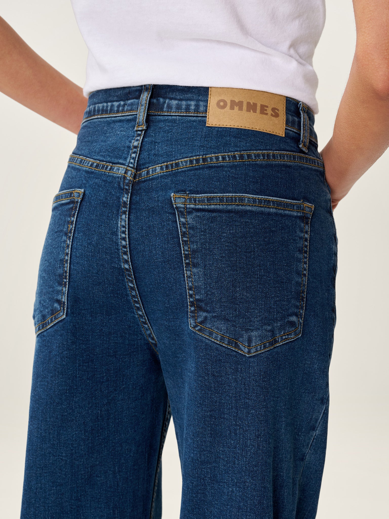 Hart Slim Jean in Indigo - Image 3