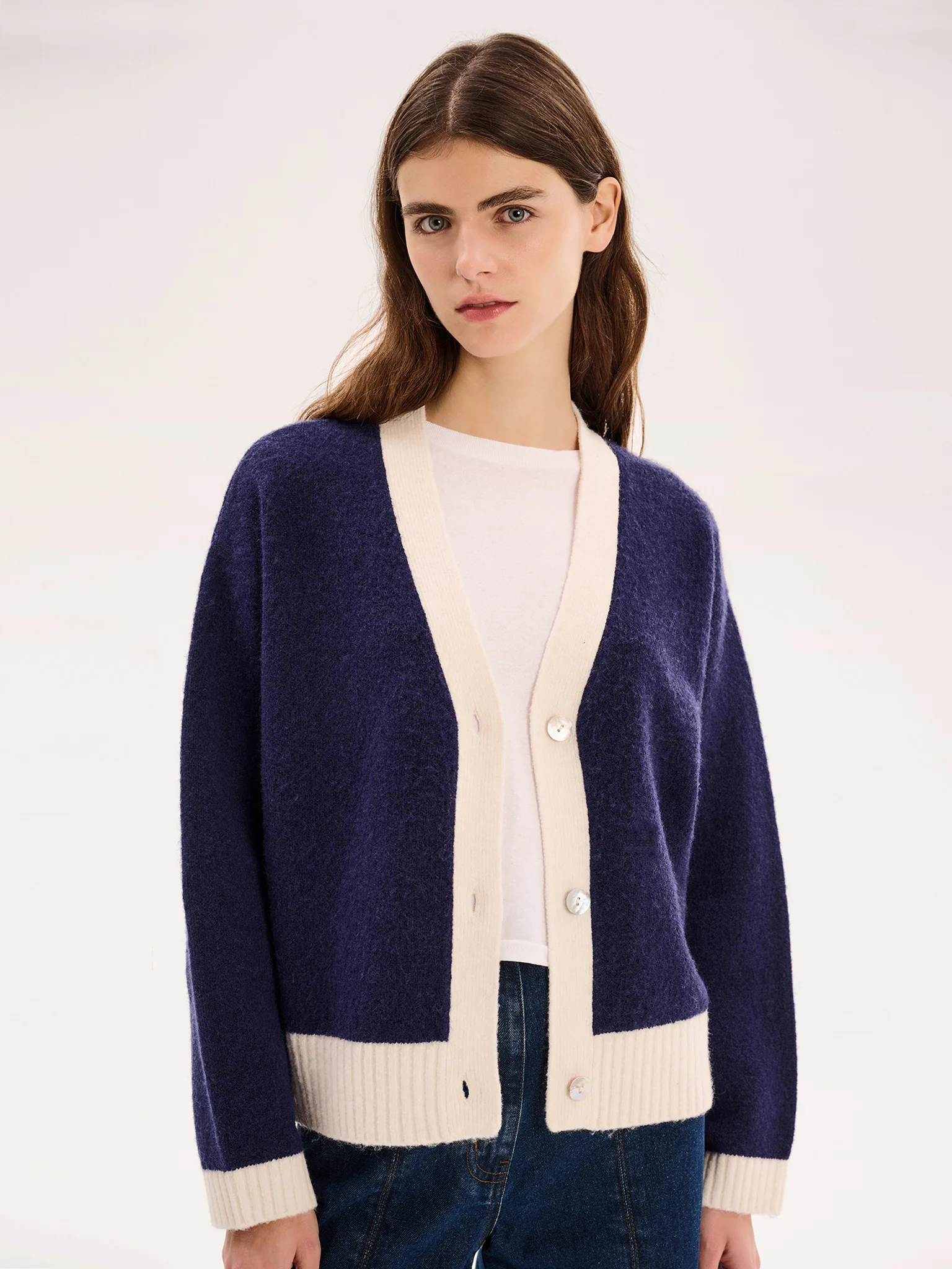 Henni Cardigan in Navy/Cream - Image 4