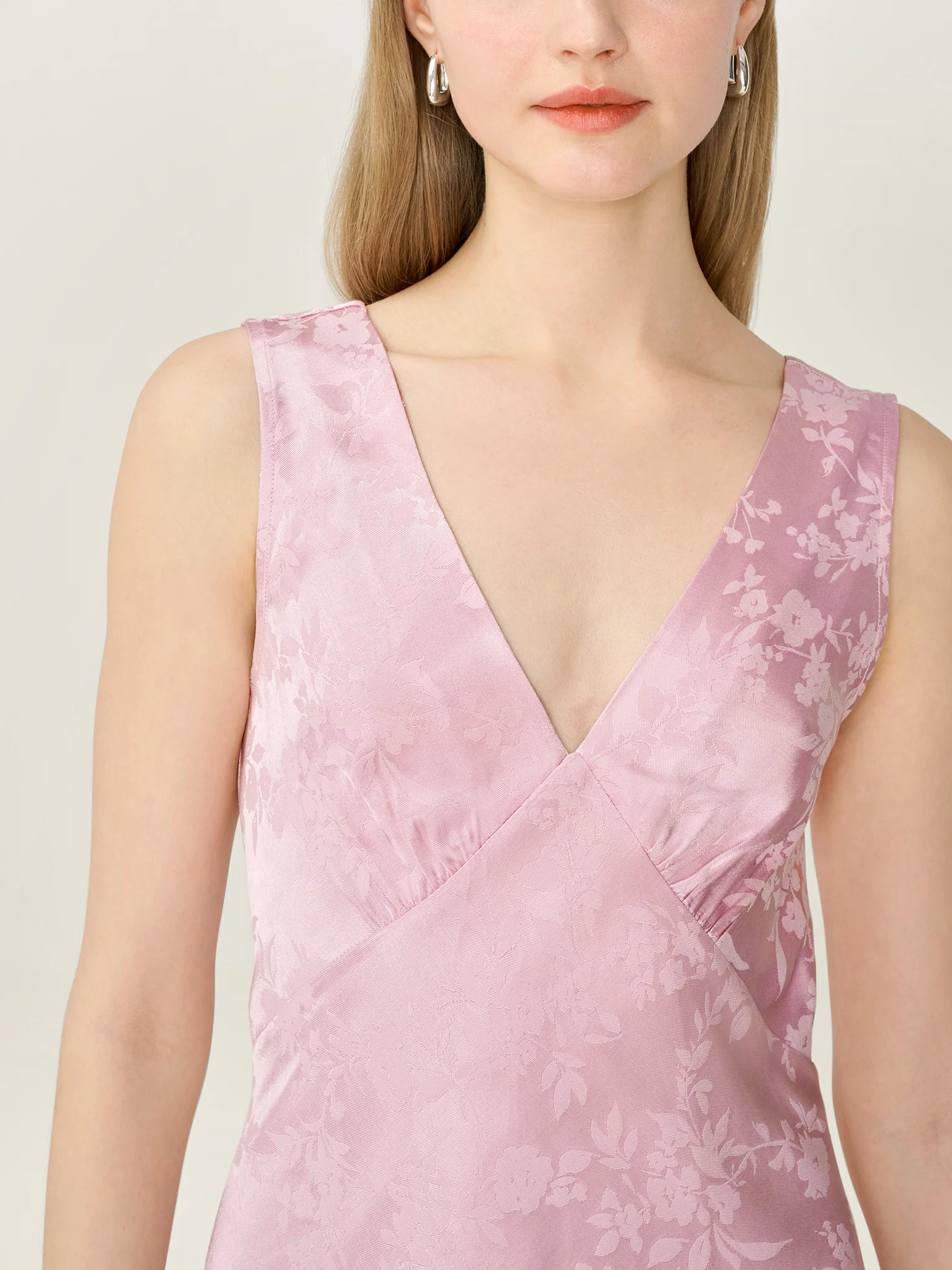 Iris Jacquard Dress in Bleached Mauve - Image 6