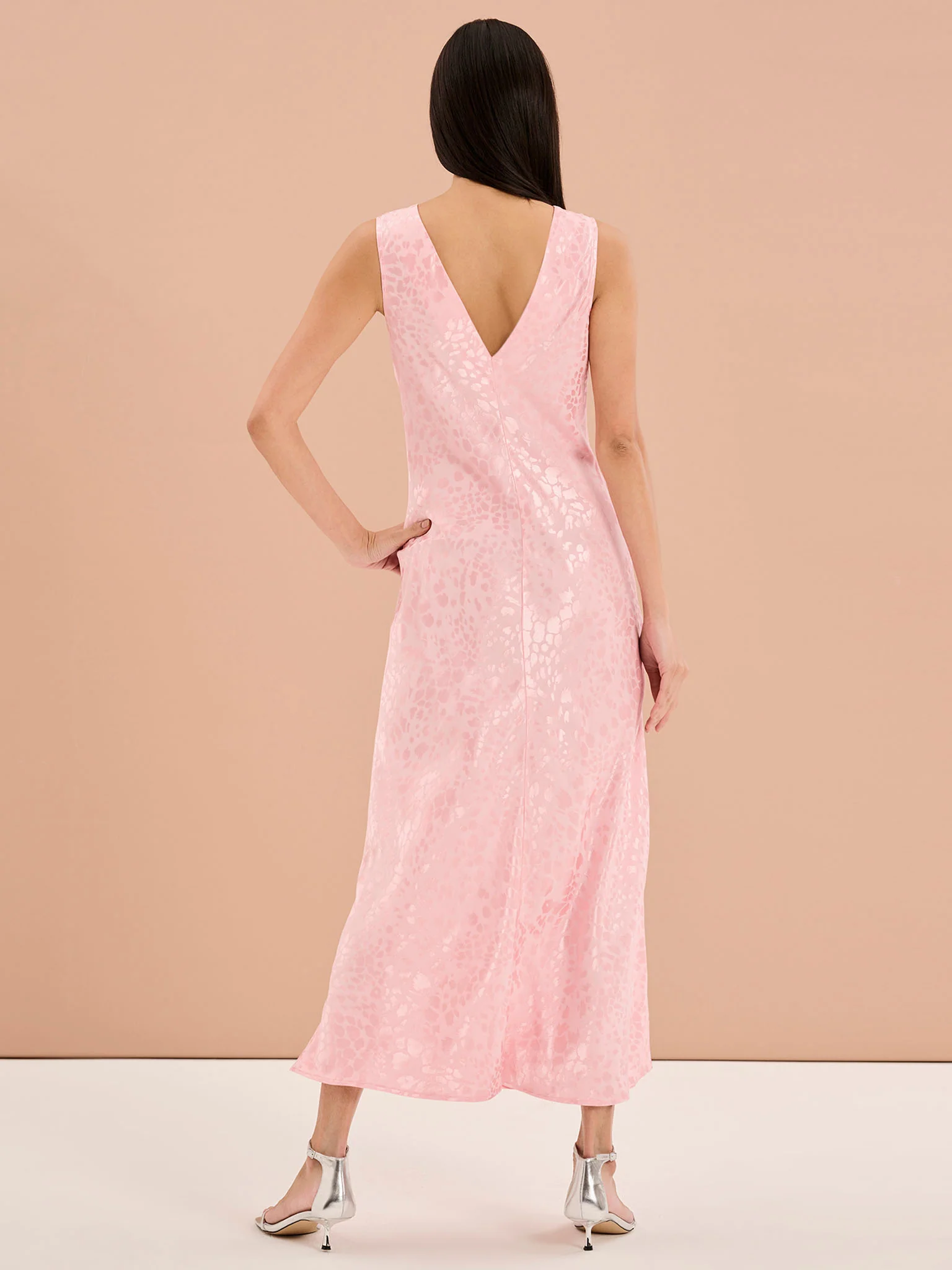 Iris Maxi Dress in Pink - Image 3
