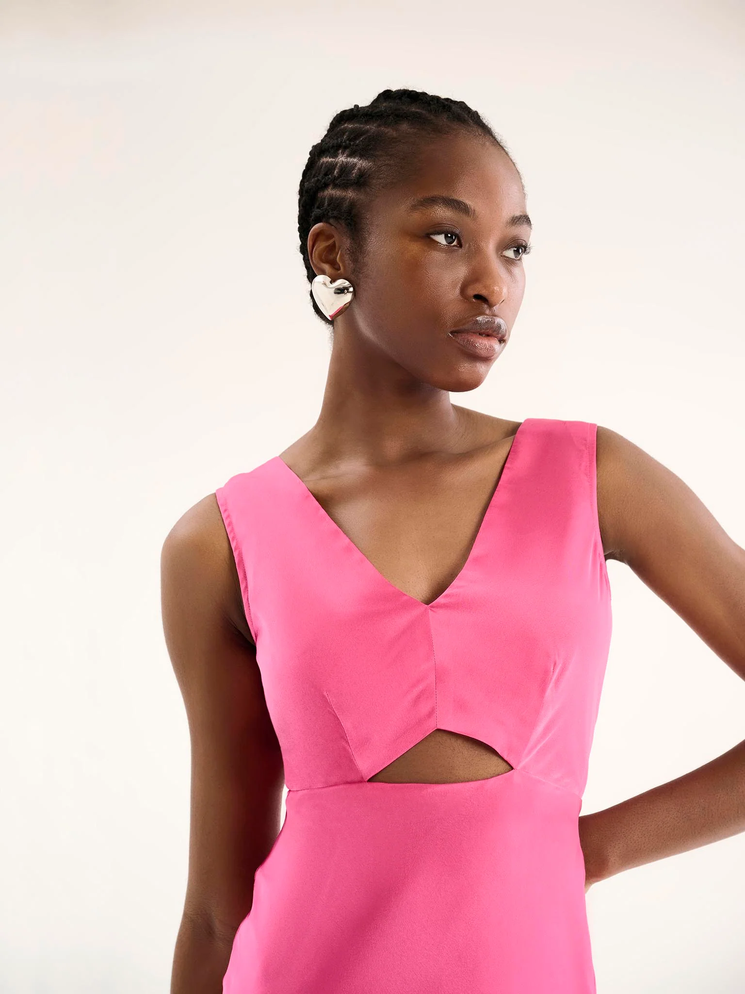 Ivida Dress in Cerise - Image 4
