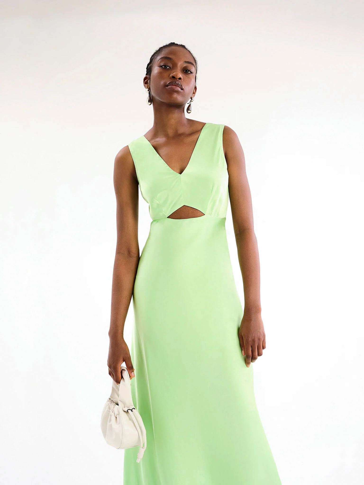 Ivida Dress in Pistachio - Image 5