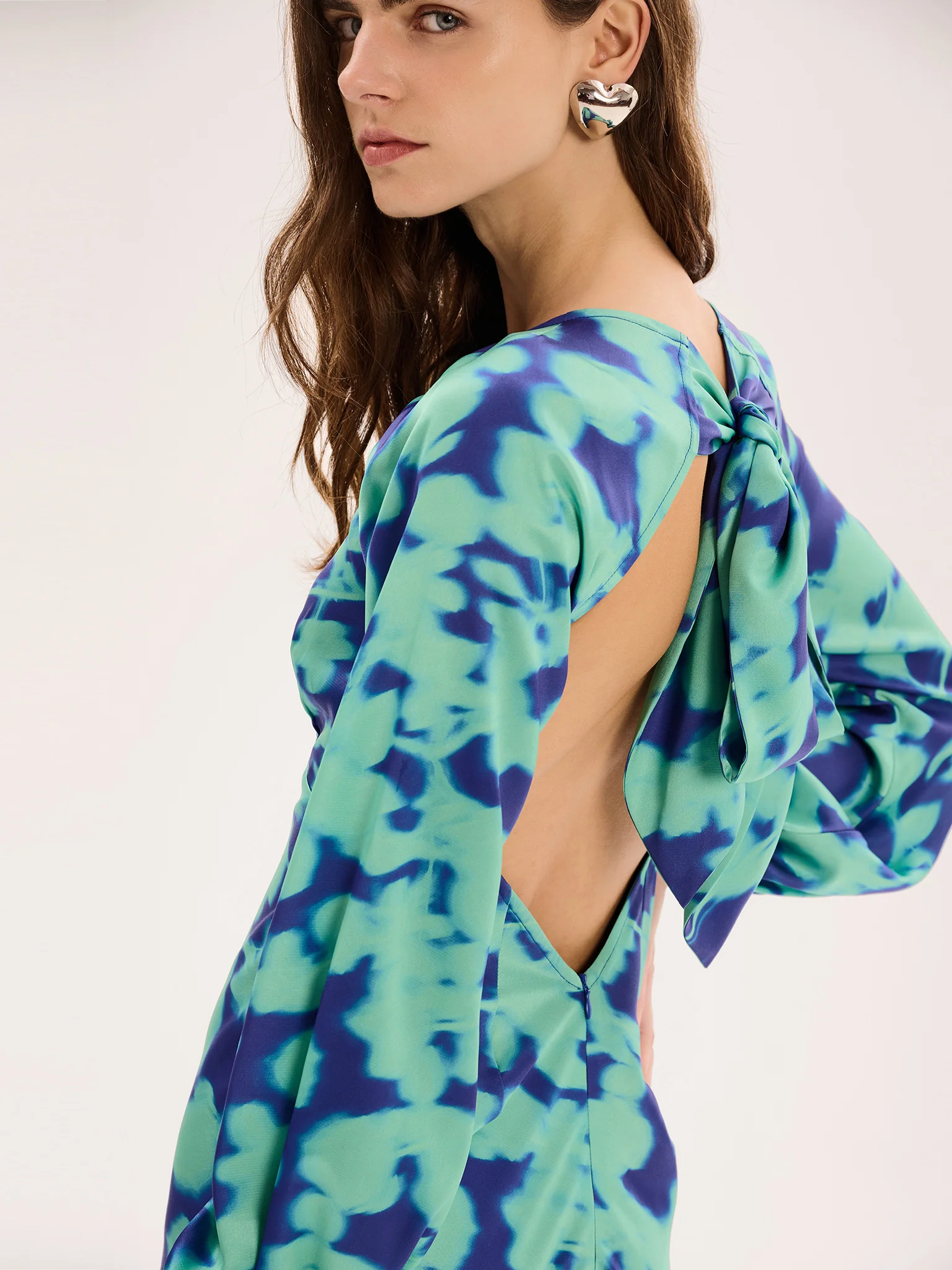 Joelle Dress in Blurred Floral - Image 4