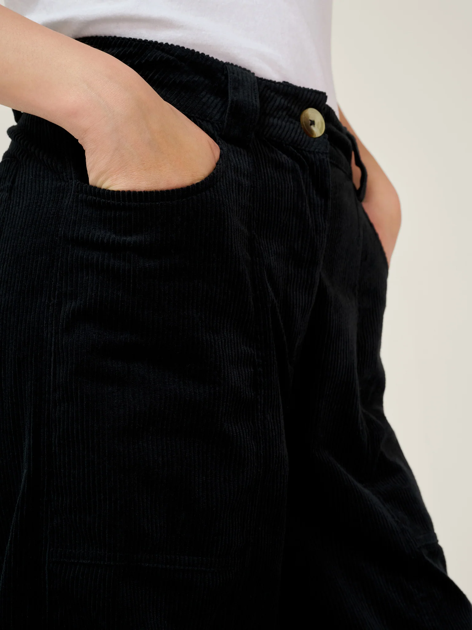 Kai Cord Trouser in Black - Image 3