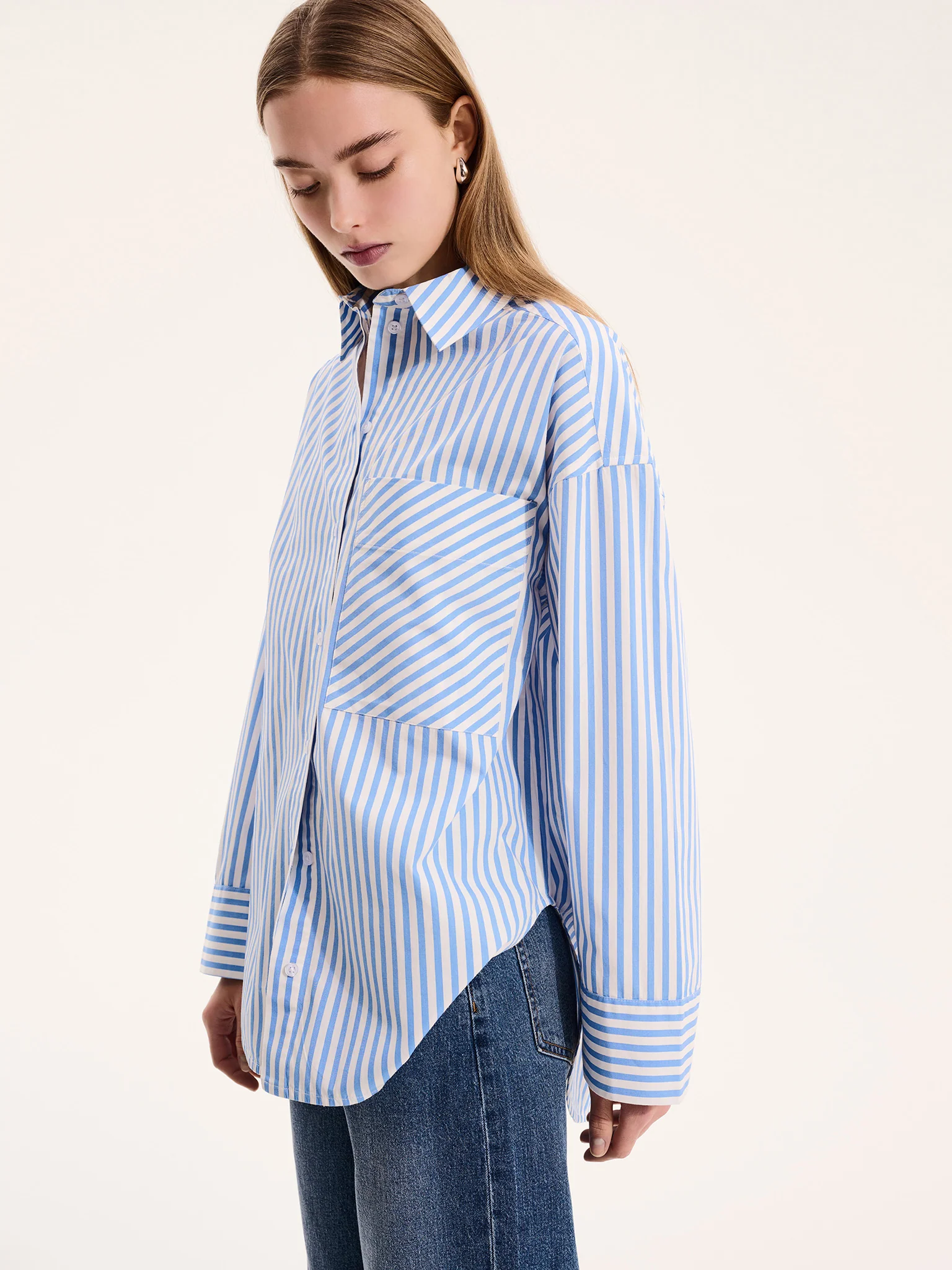 Kenda Stripe Shirt in Blue and White - Image 4