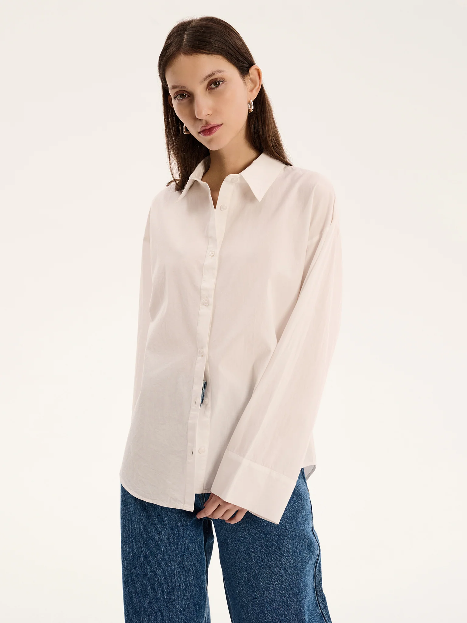 Kendall Shirt in White - Image 4