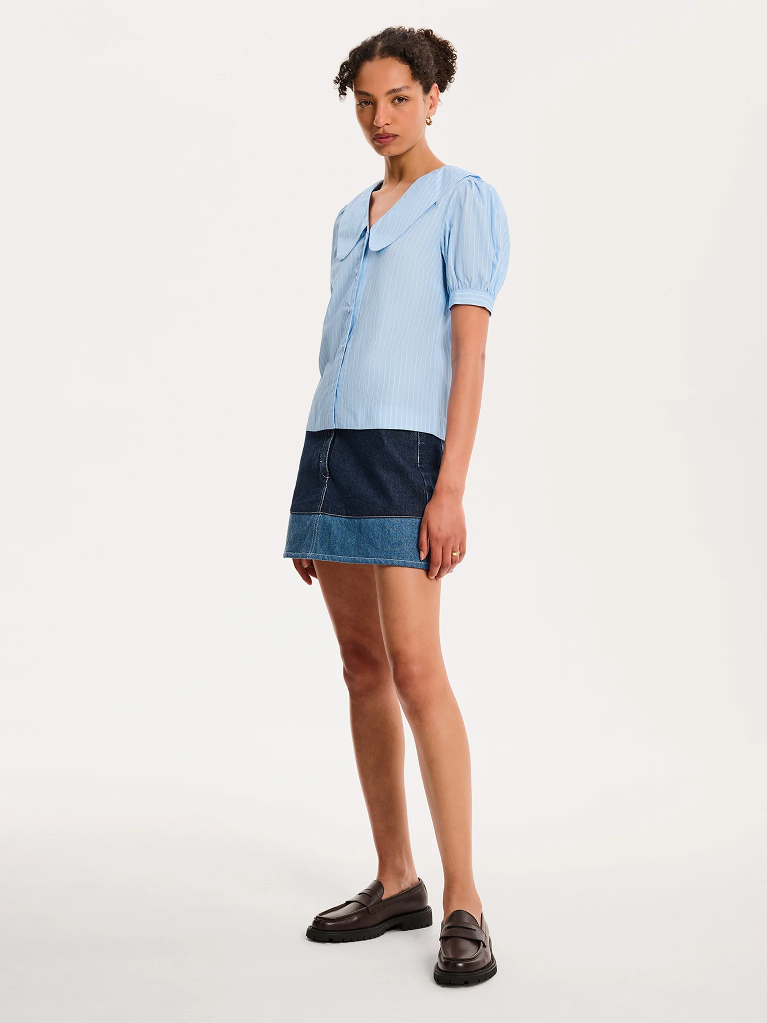 Kyra Shirt in Blue and White Stripe - Image 4