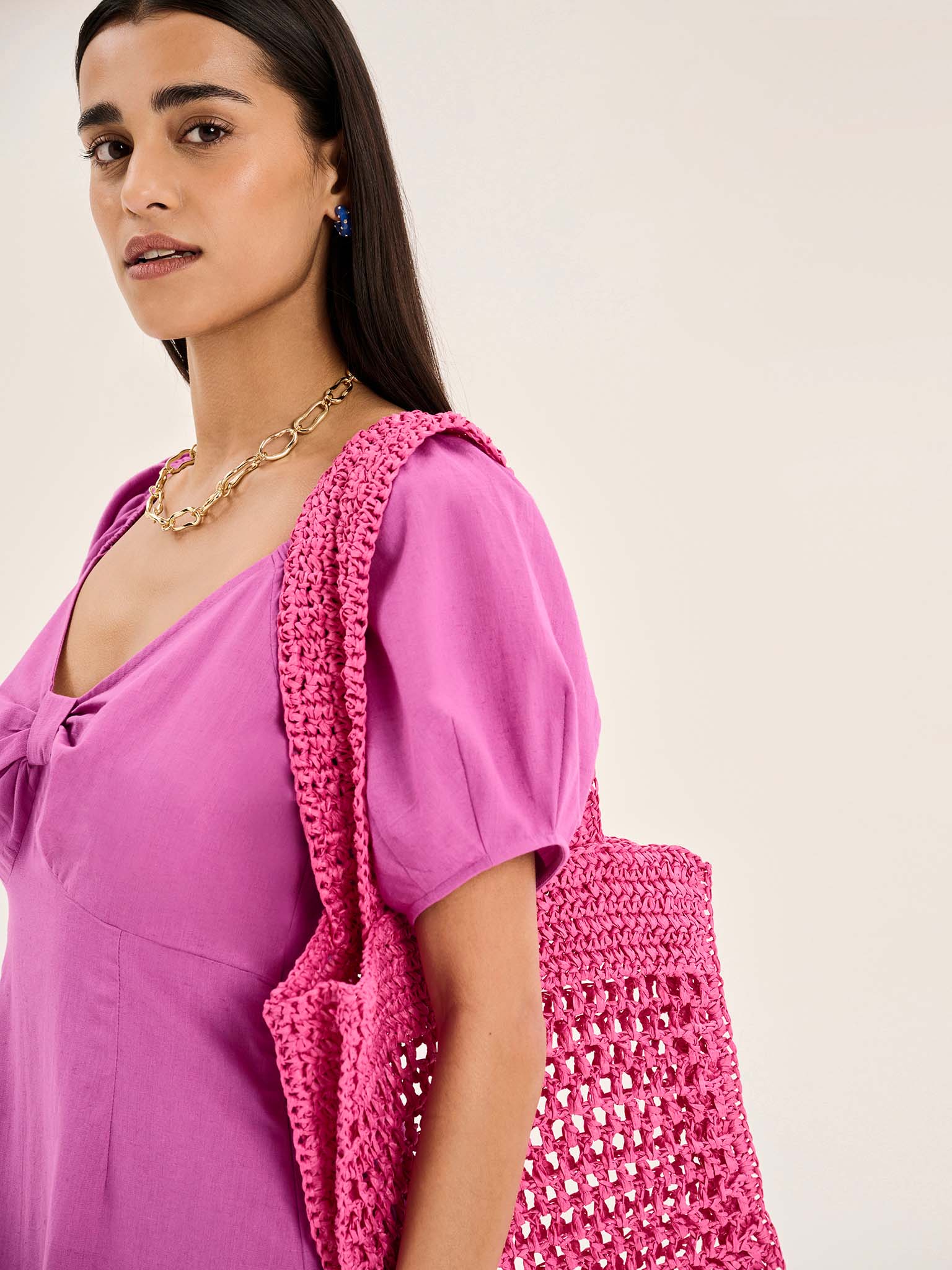 London Linen Bow Detail Midi Dress in Magenta - Image 3
