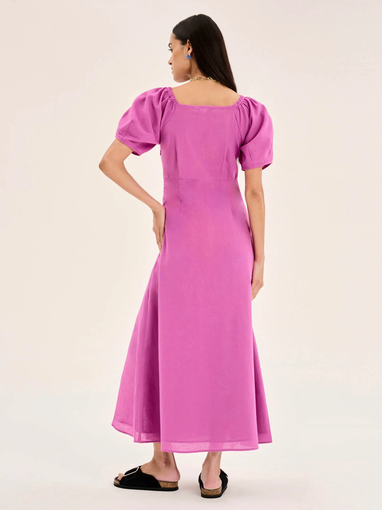 London Linen Bow Detail Midi Dress in Magenta - Image 4