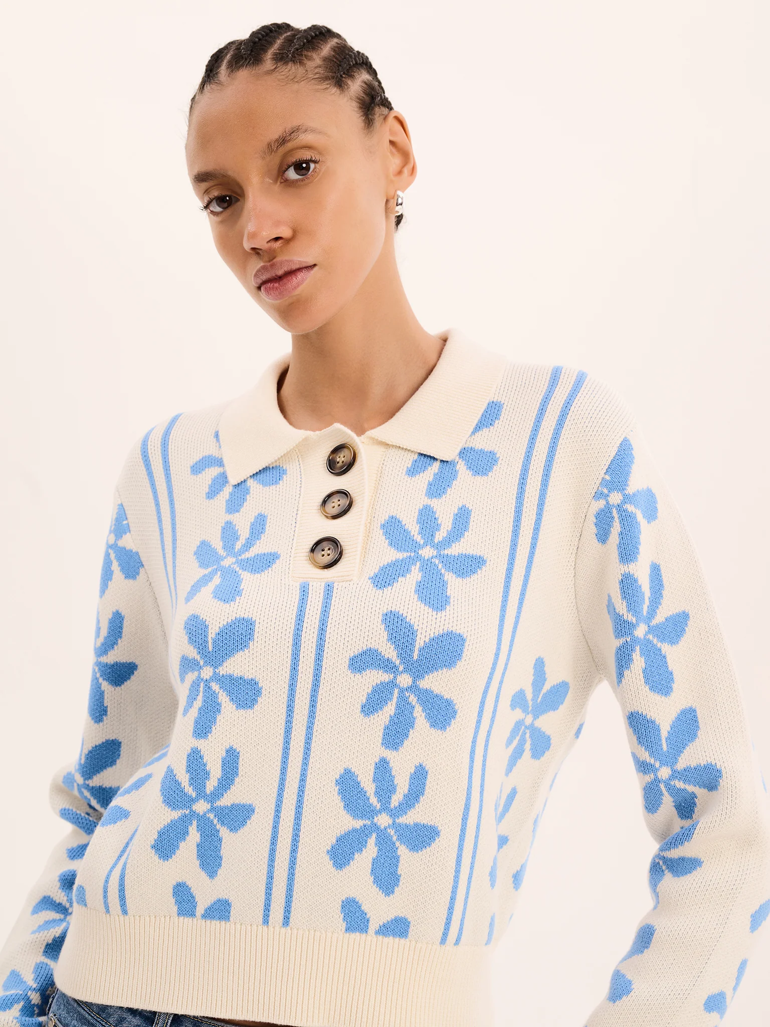 Loren Jumper in Blue and Cream - Image 4