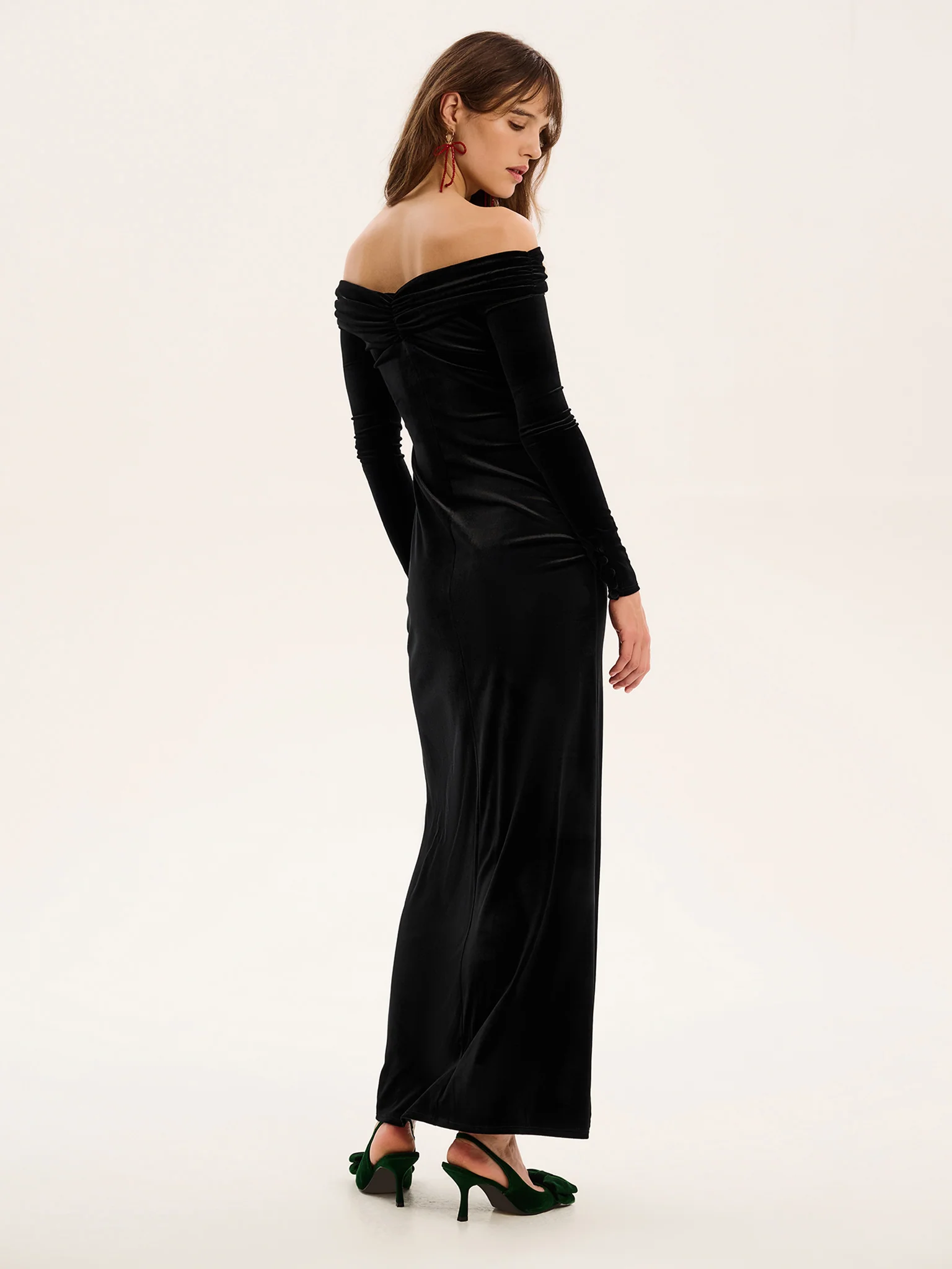 Mae Velvet Dress in Black - Image 2