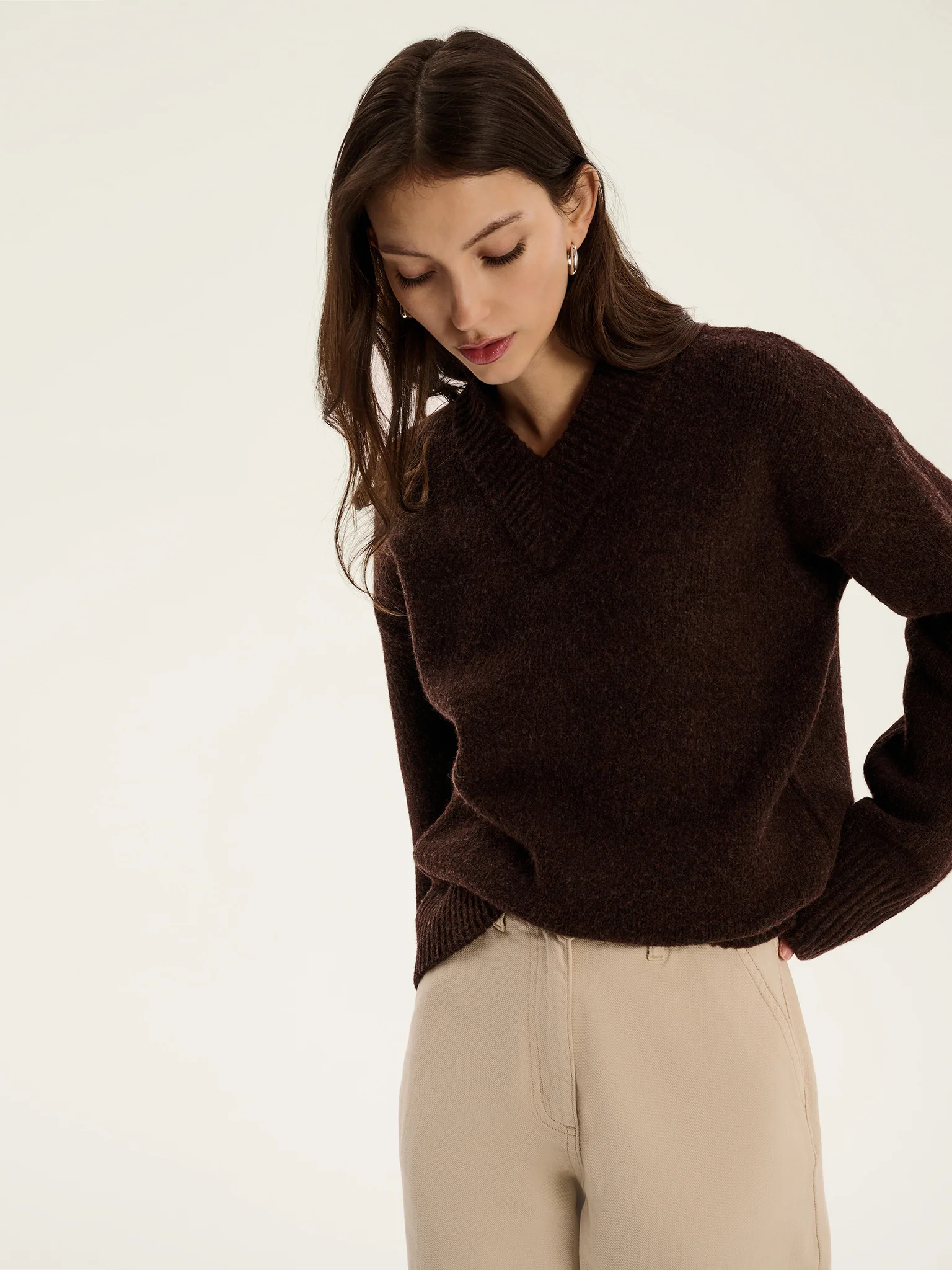 Mandarin Jumper in Coffee - Image 4