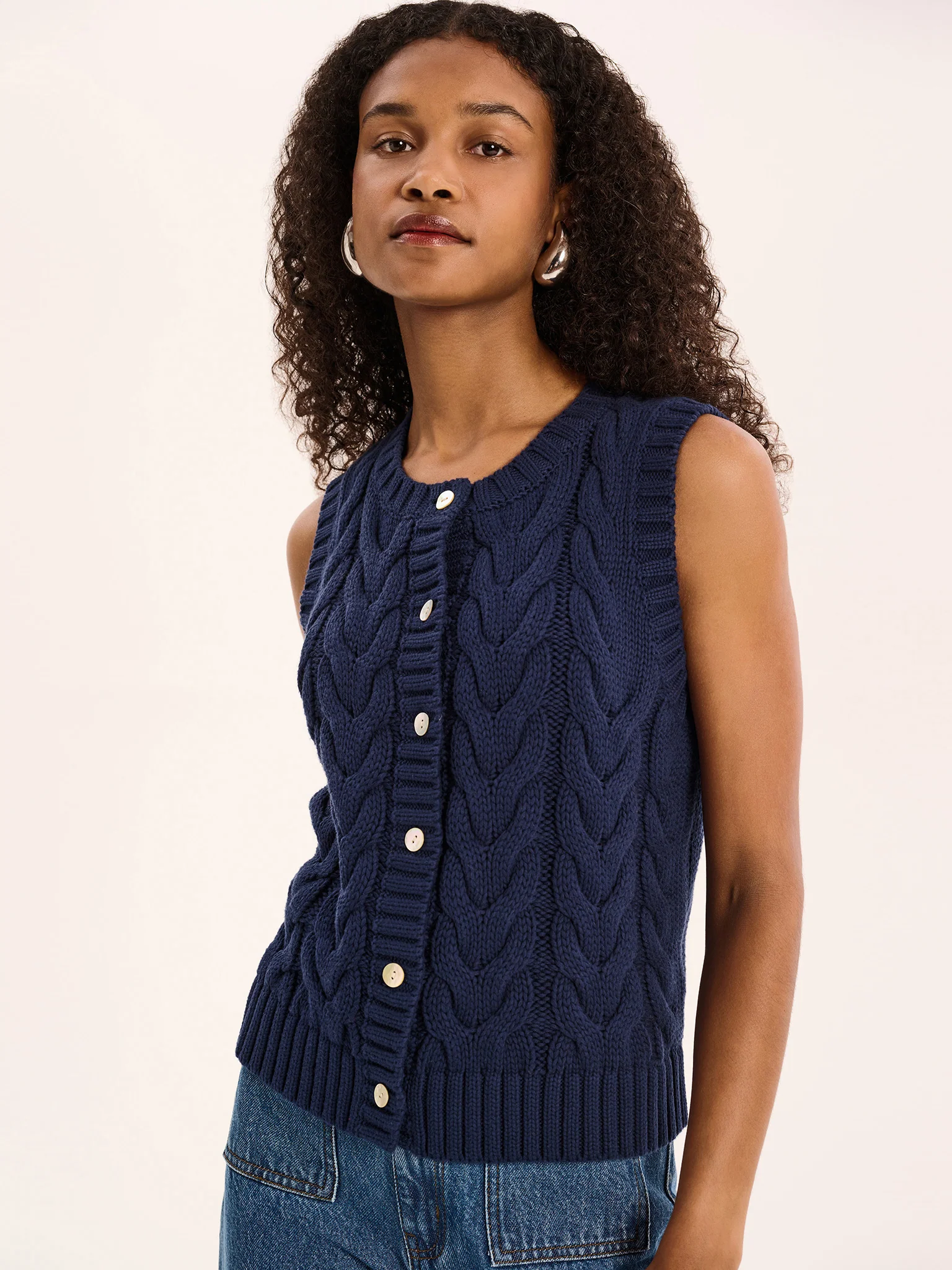 Matilda Cable Knitted Vest in Navy - Image 3