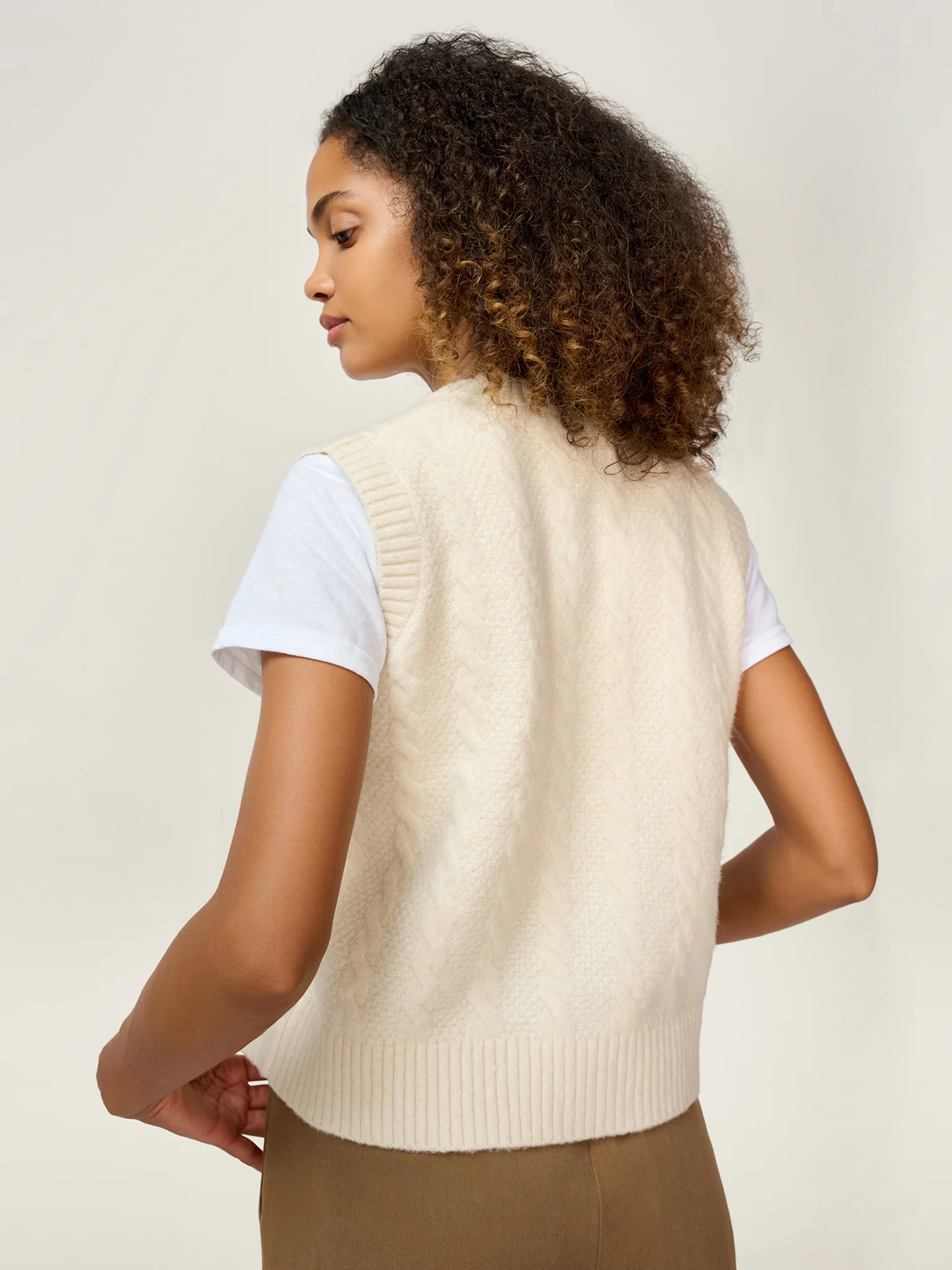 Matilda Vest in Cream - Image 6