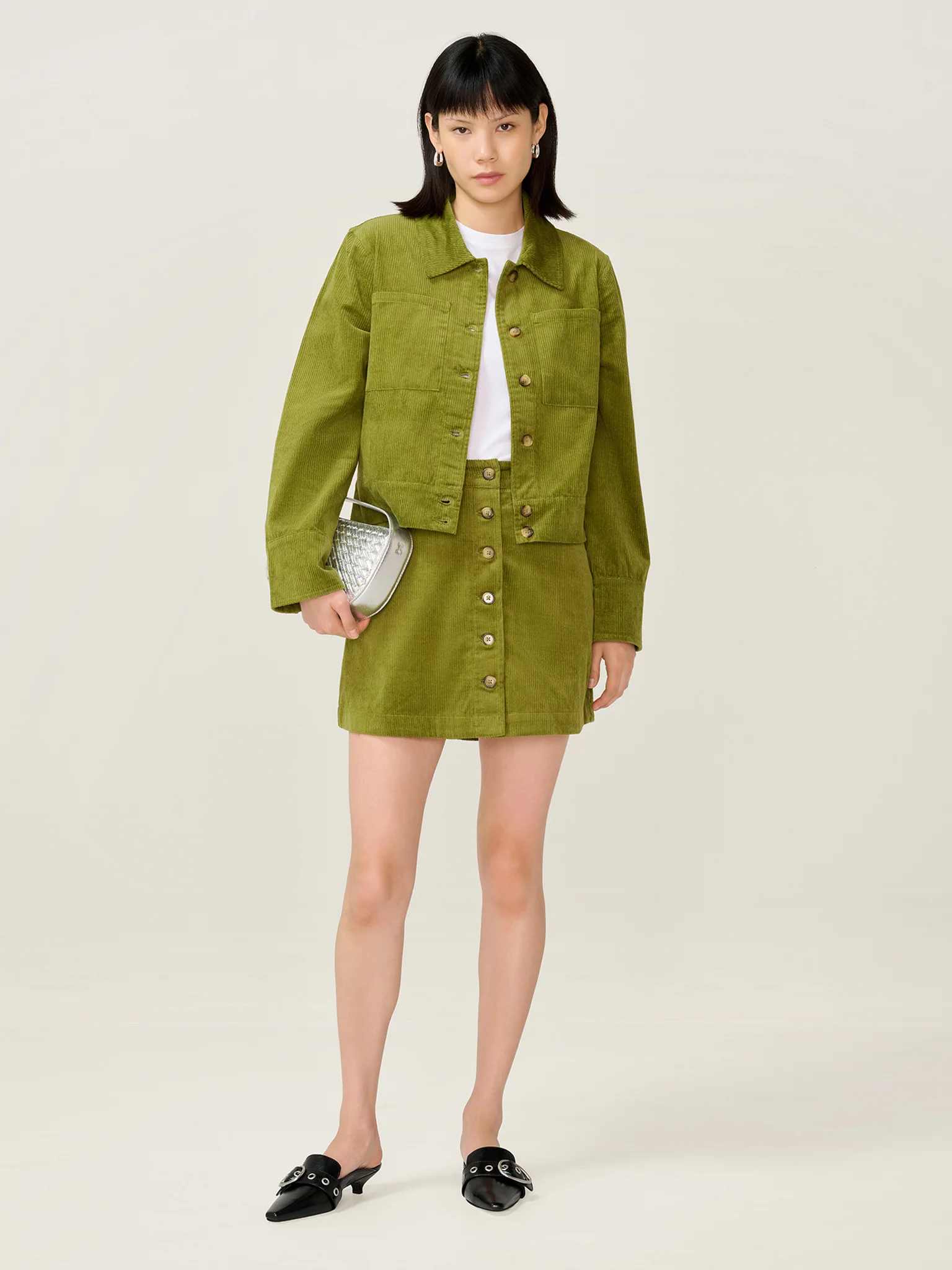 Millie Cord Jacket in Moss Green - Image 3
