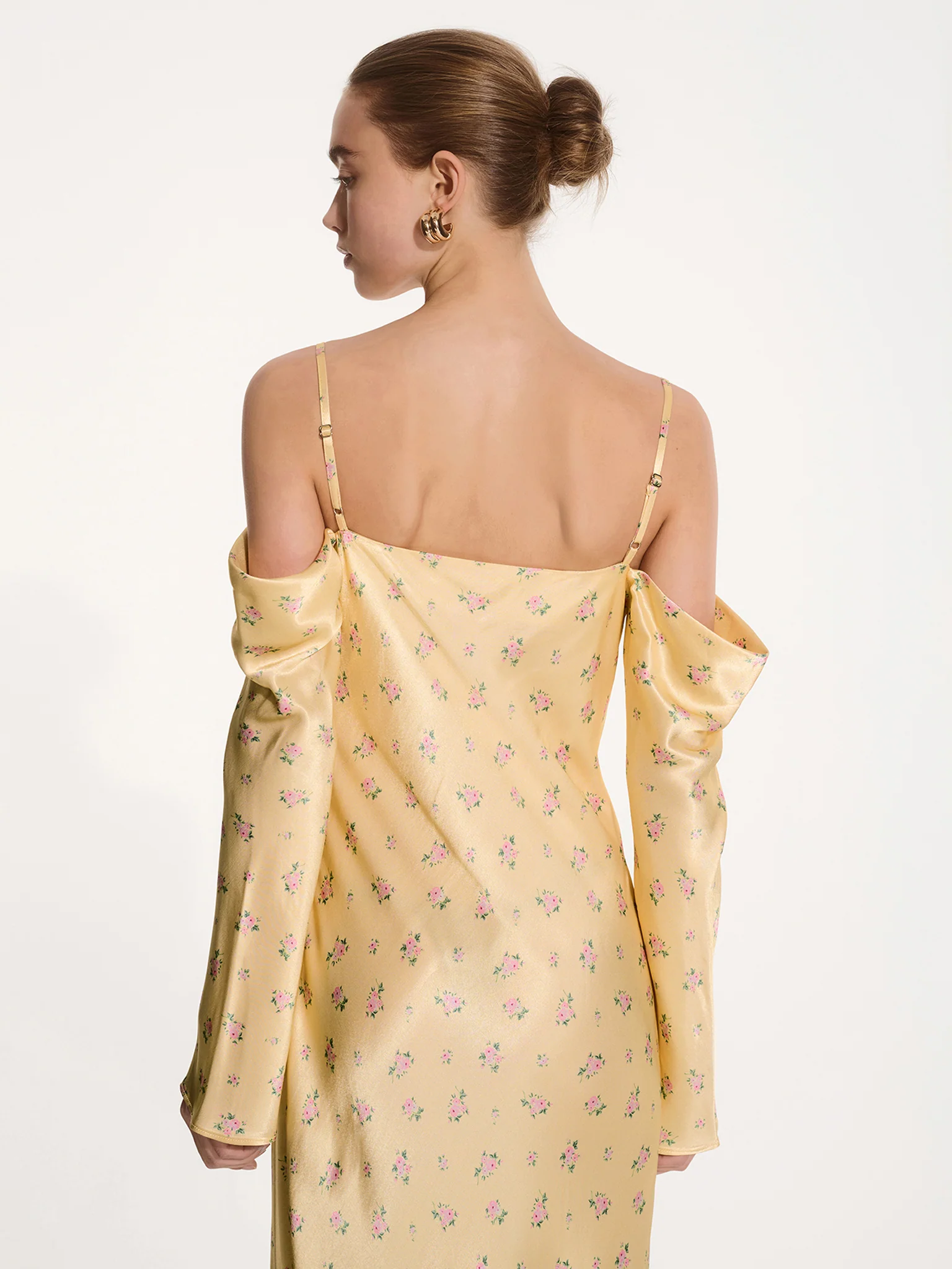 Munique Floral Dress in Vintage Yellow - Image 4