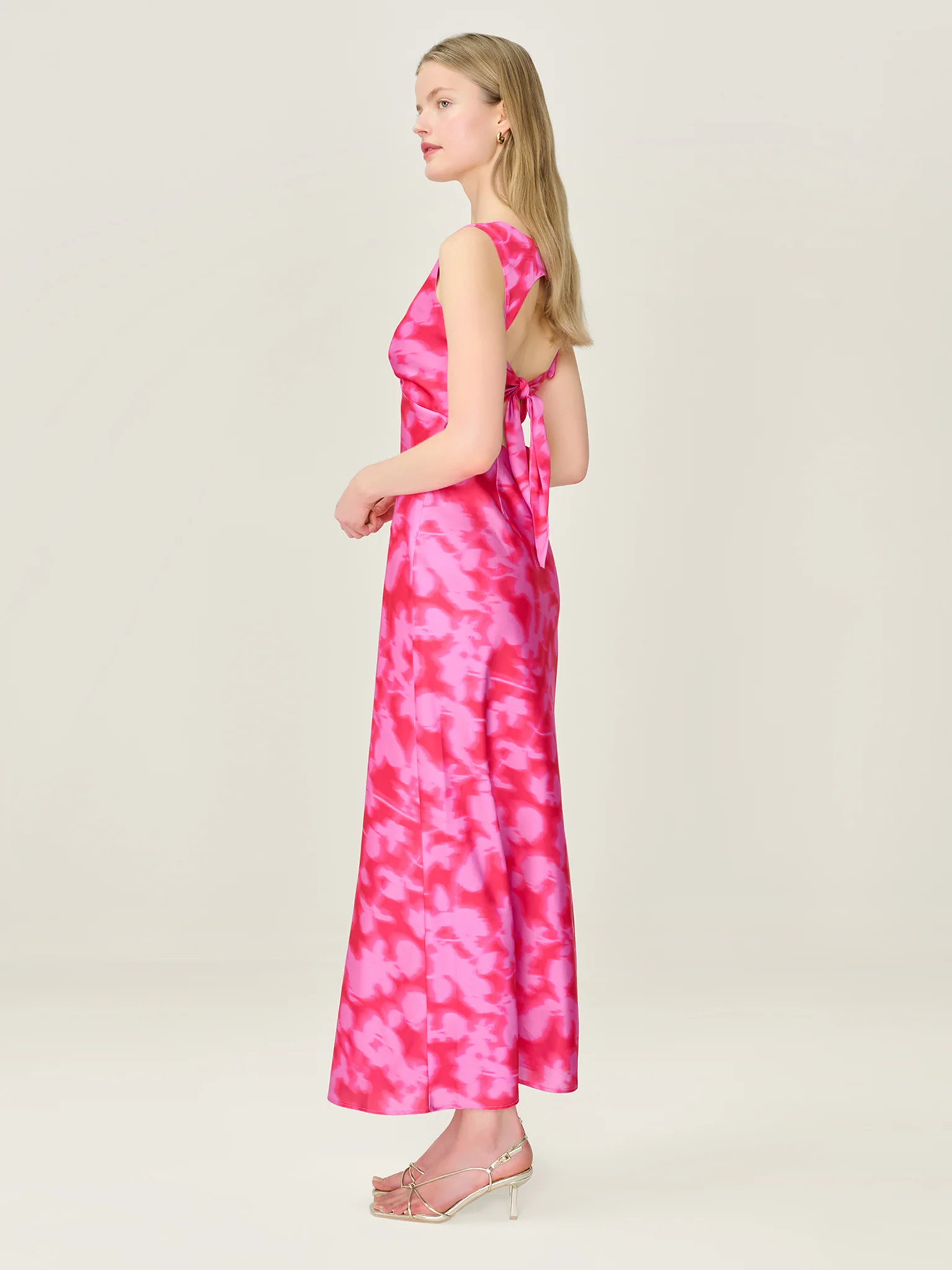 Nova Dress in Blurred Floral Magenta - Image 4