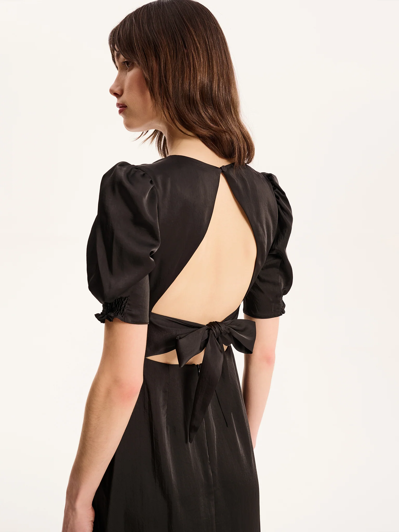 Odette Dress in Black - Image 2