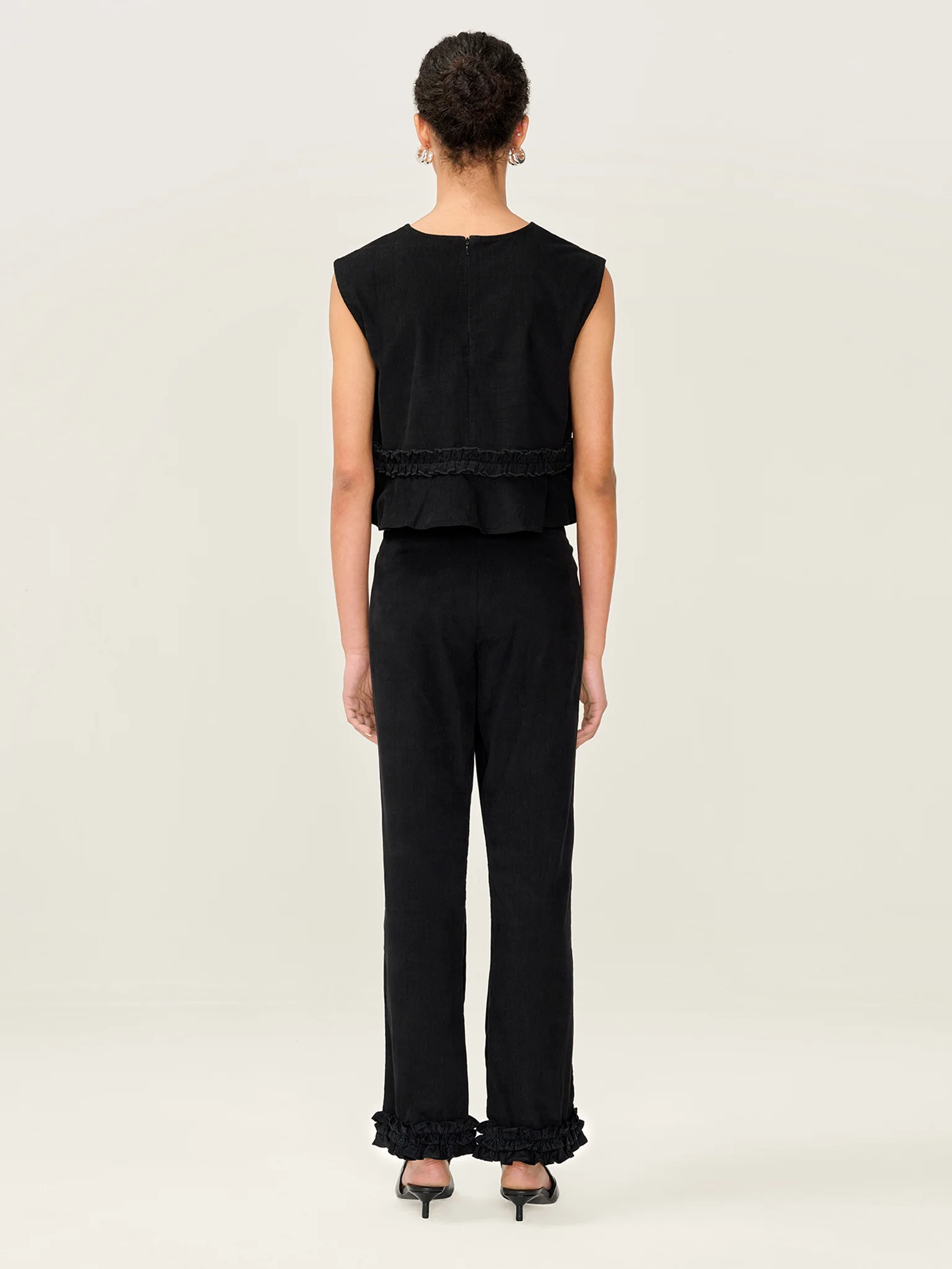 Olin Trouser in Black - Image 5