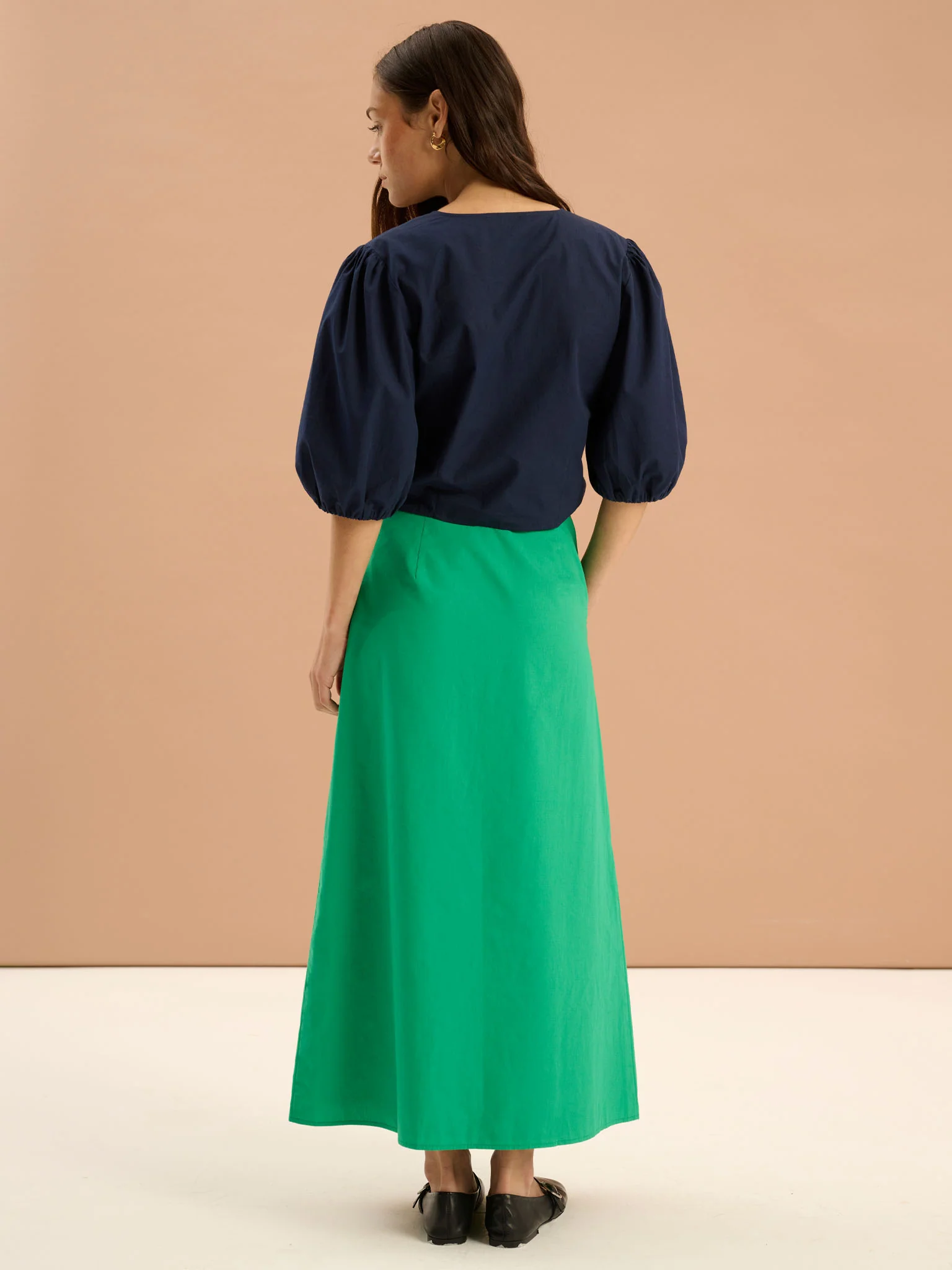 Olive A Line Midi Skirt in Green - Image 3