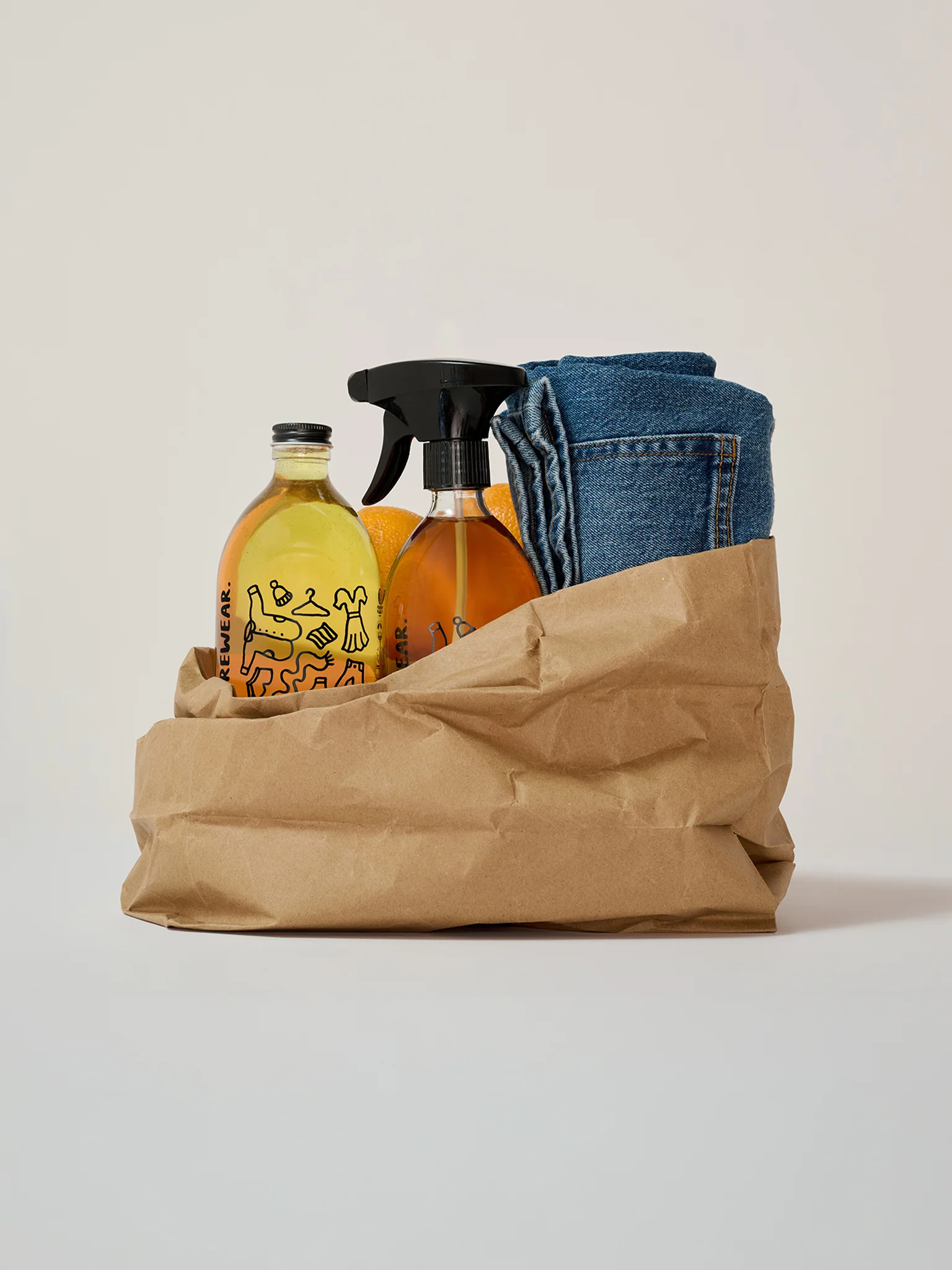 OMNES x FILL Fabric Refresh Spray - Image 3