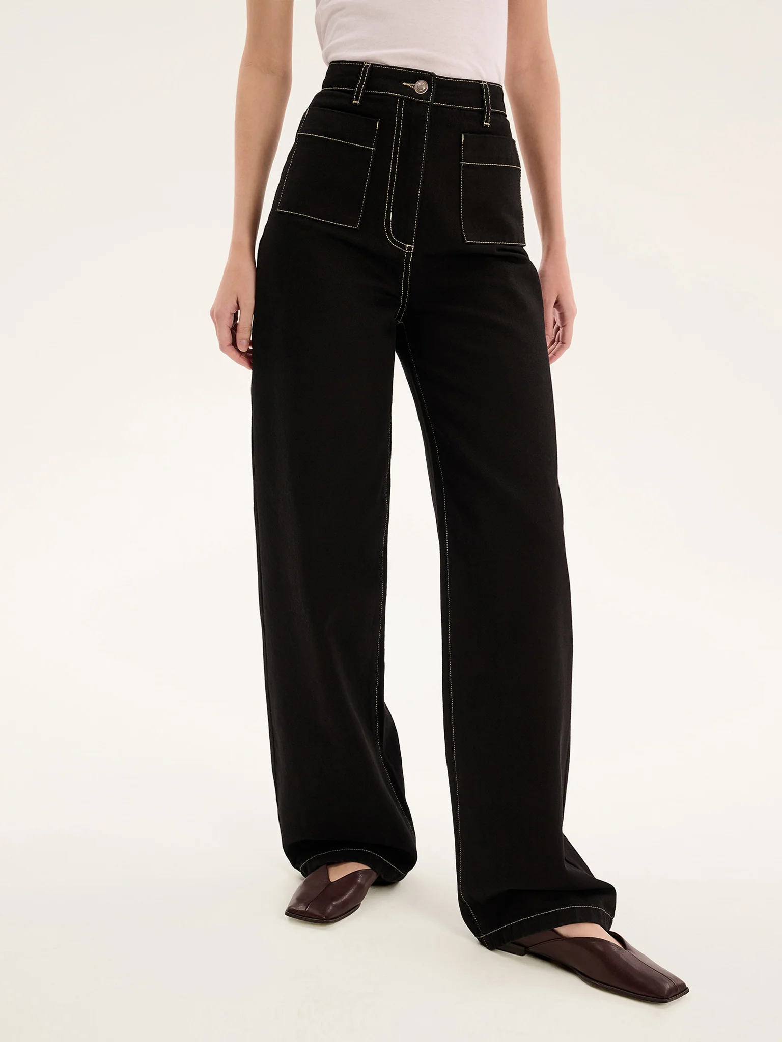Orielle Jean in Black - Image 5