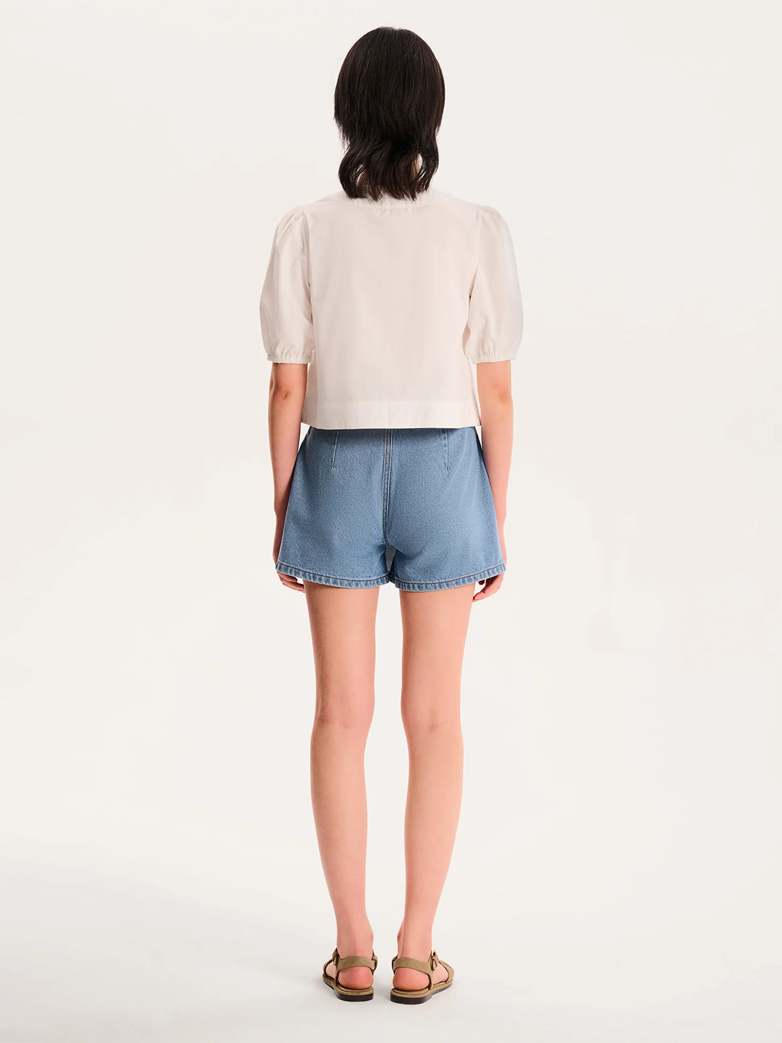 Parker Short  in Light Wash - Image 6