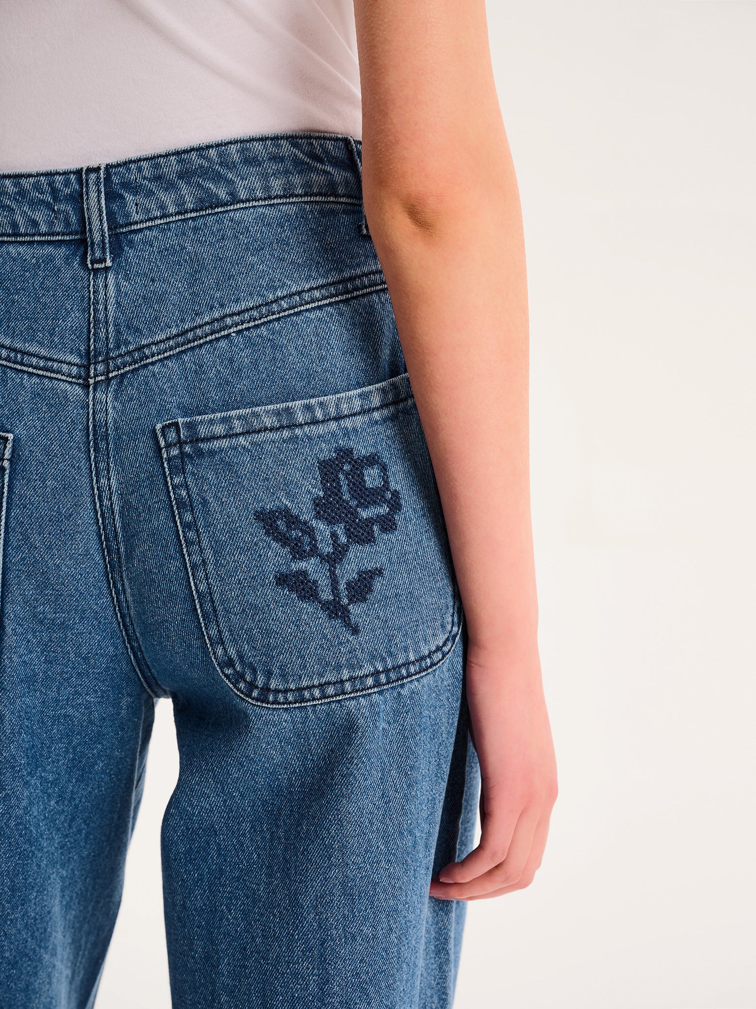 Portland Embroidered Jean in Mid Wash - Image 2