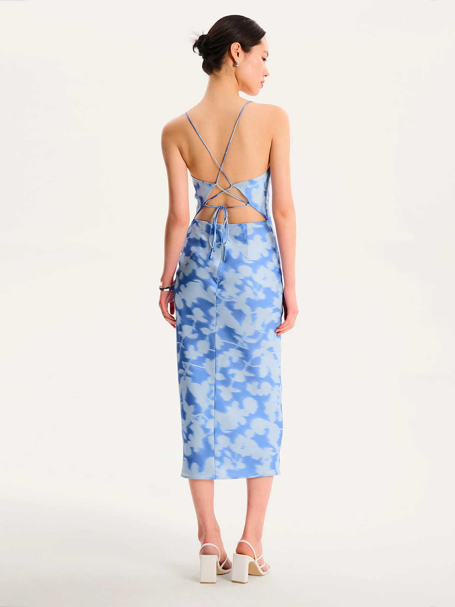 Riviera Midi Dress in Blurred Floral - Image 3