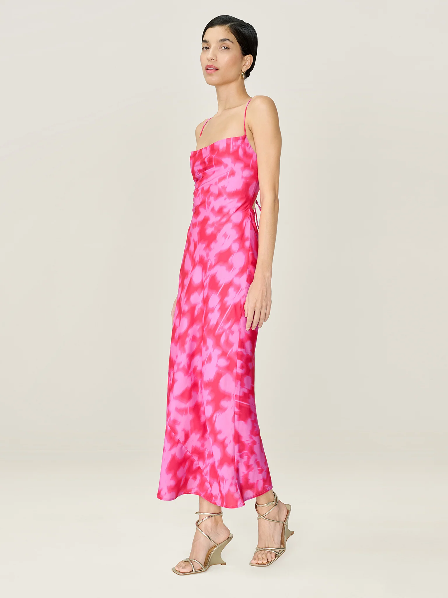 Riviera Dress in Blurred Floral Magenta - Image 2