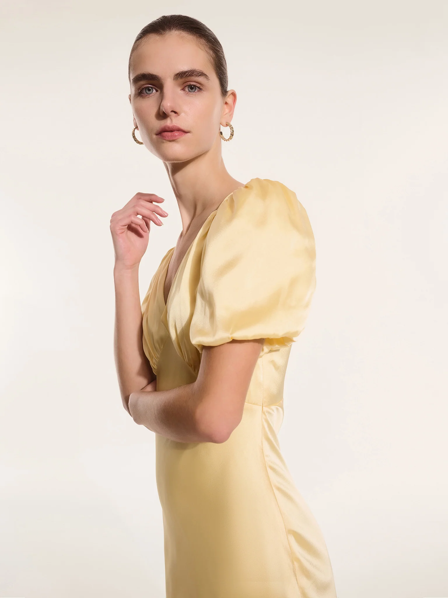 Rosie Dress in Vintage Yellow - Image 5