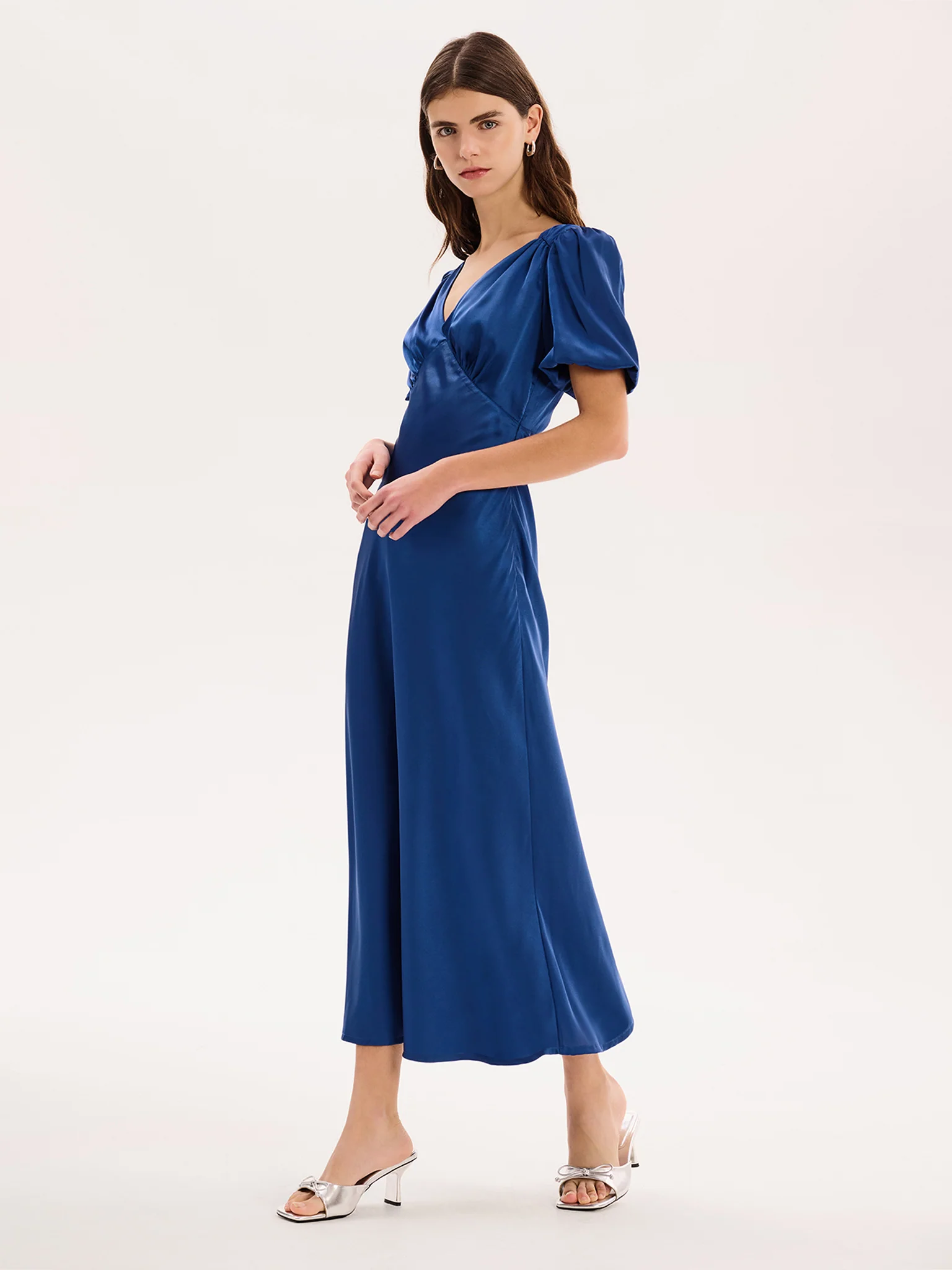 Rosie Puff Sleeve Dress in Navy - Image 2